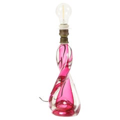 Lampada da tavolo in cristallo rosa Val Saint Lambert Swirl anni '60