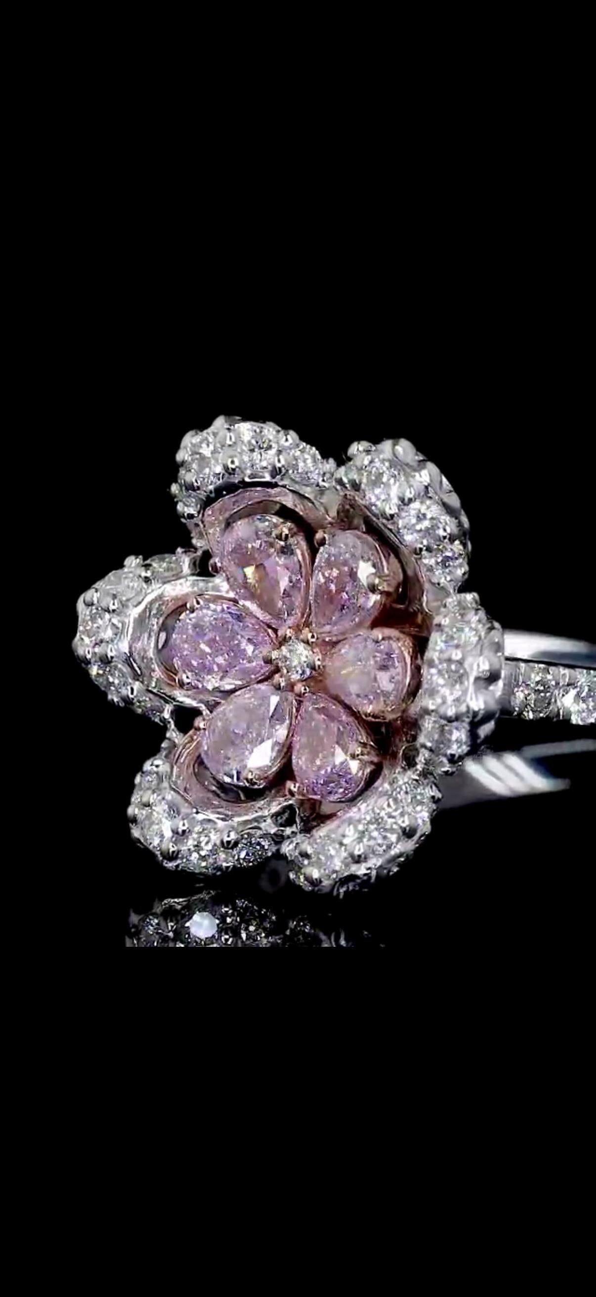 Donna Anello stile fiore con diamante rosa da 0,96 carati totali in oro rosa 18 carati in vendita