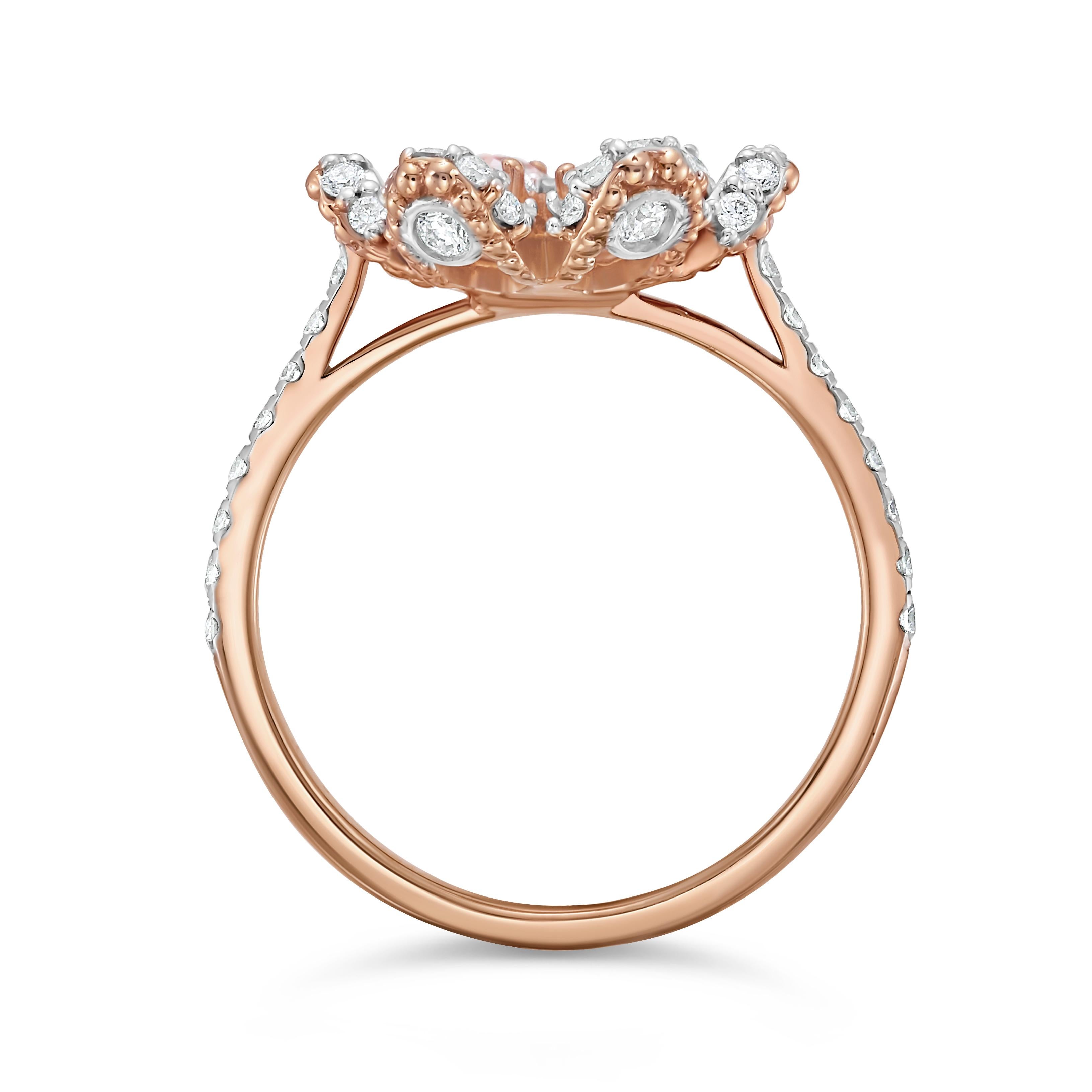 Taglio a goccia Anello stile fiore con diamante rosa da 0,96 carati totali in oro rosa 18 carati in vendita