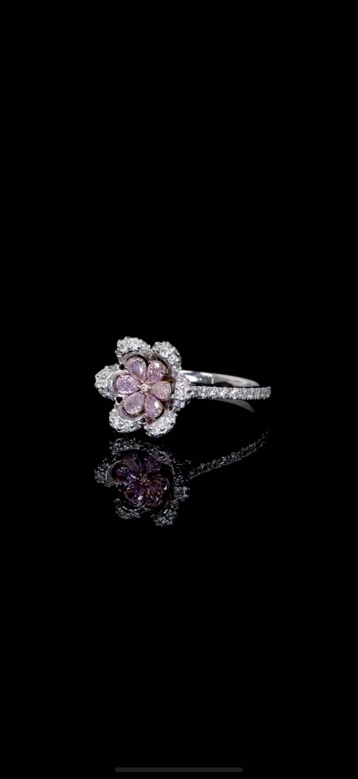 Anello stile fiore con diamante rosa da 0,96 carati totali in oro rosa 18 carati in vendita 7