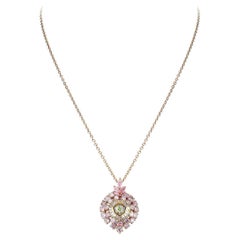 Collier à pendentif en diamant rose