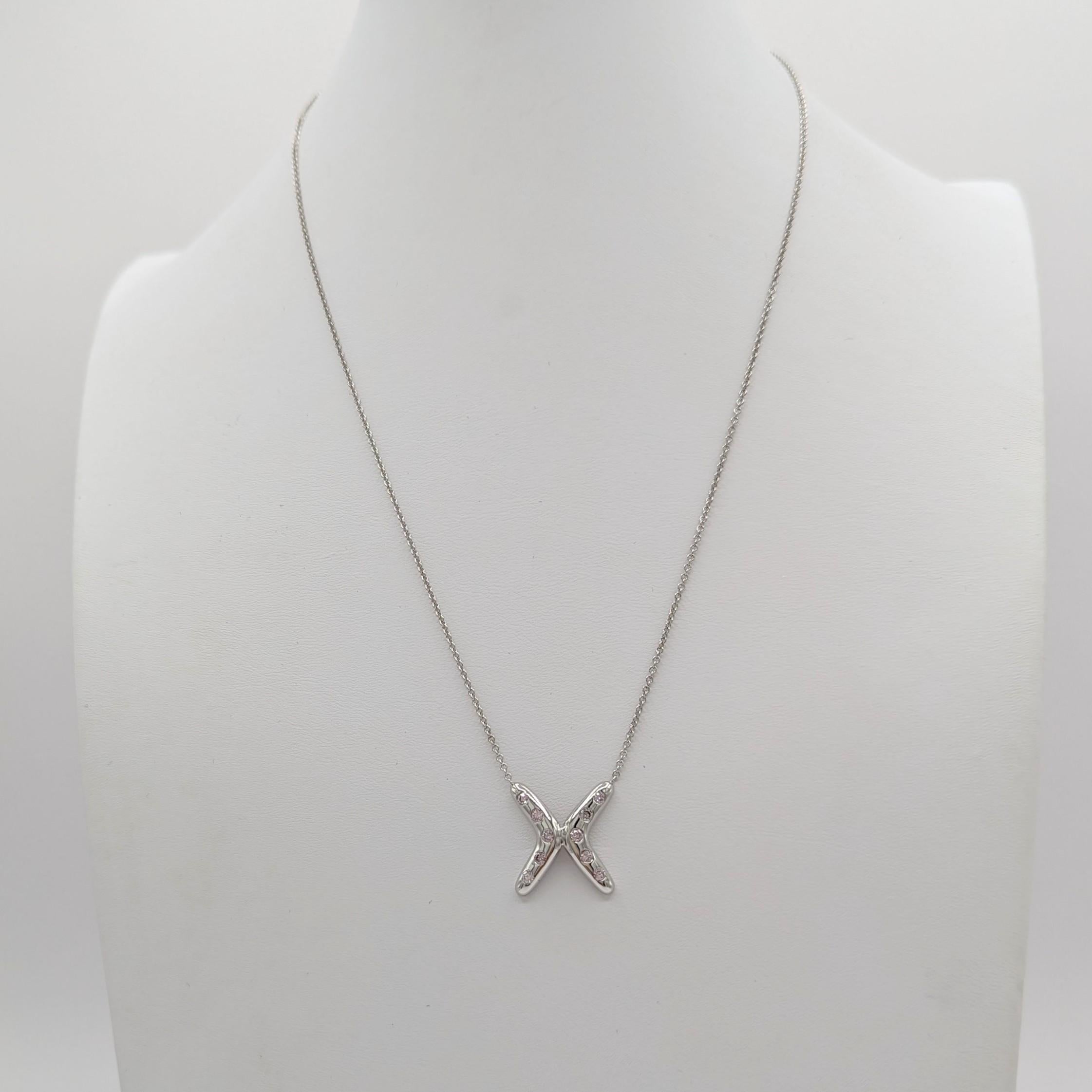 Pink Diamond Pendant Necklace in 18K White Gold In New Condition For Sale In Los Angeles, CA