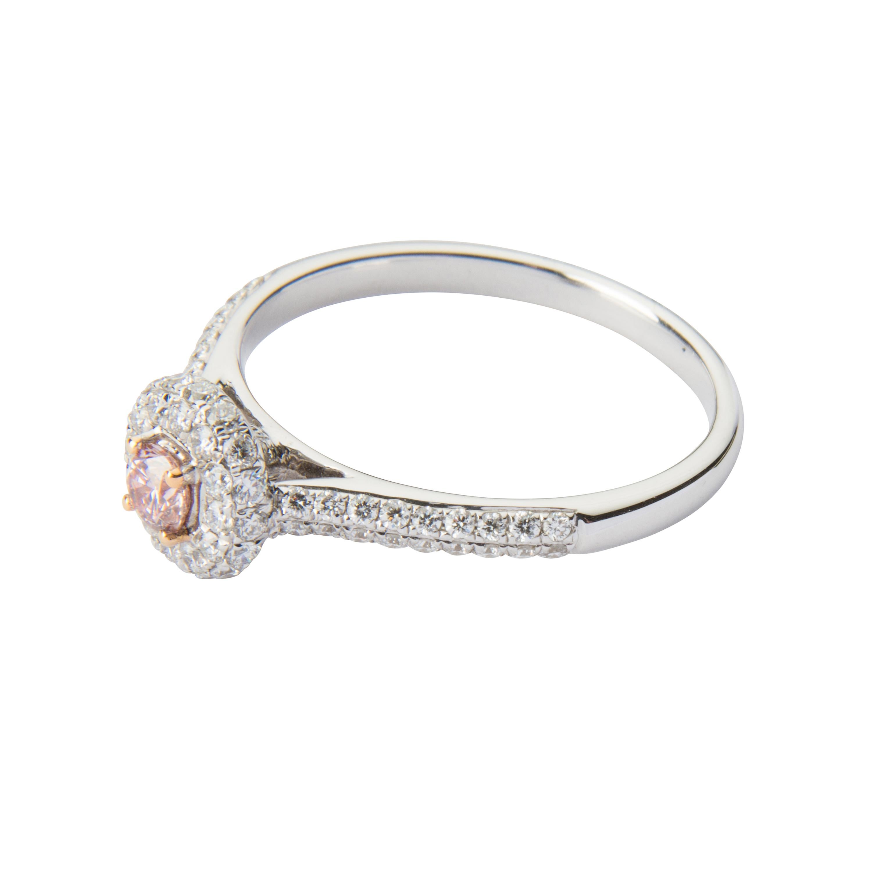 18 Karat White and Rose Gold Pink Diamond Ring In New Condition In Southbank, Victoria