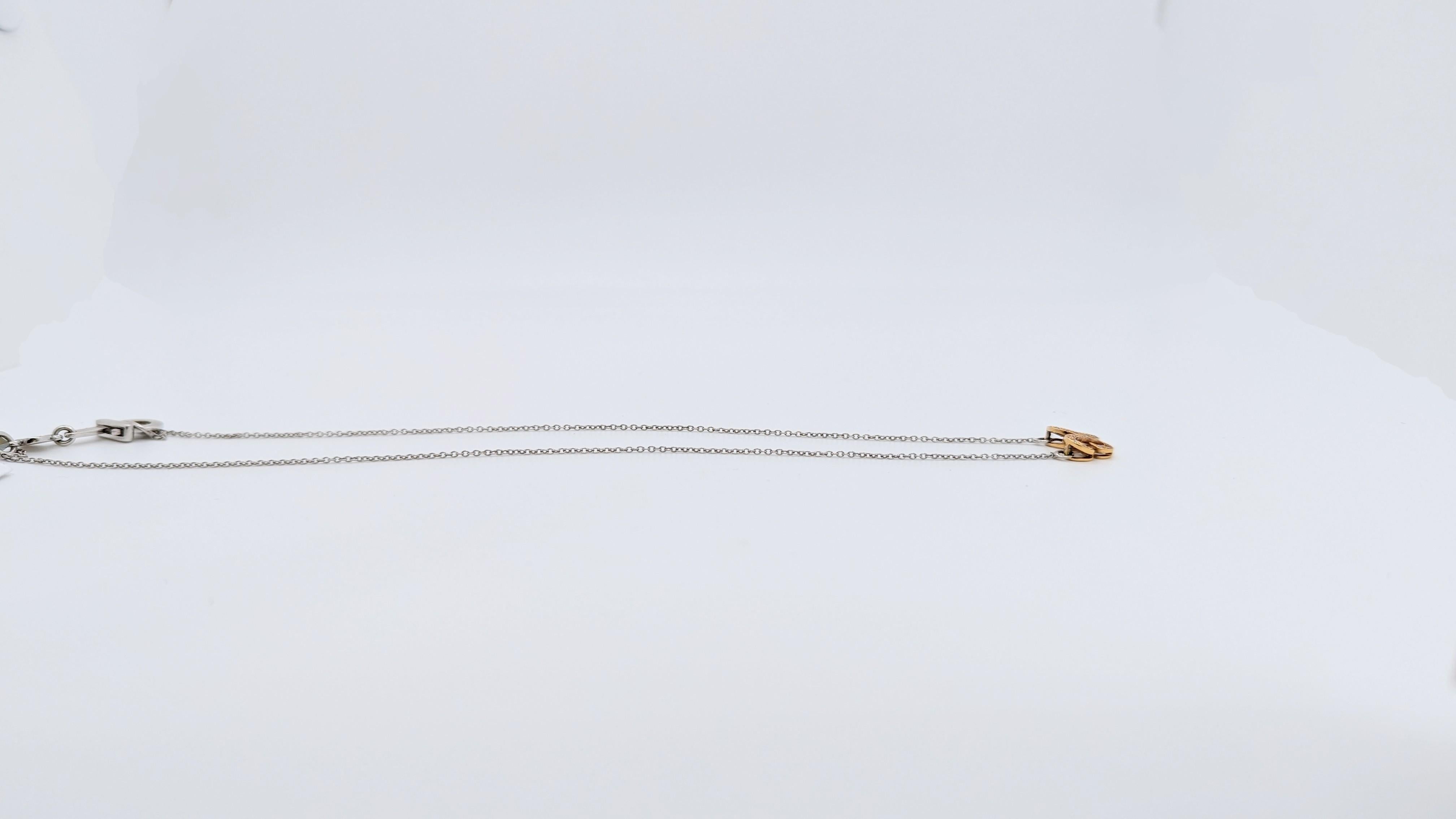 Collier pendentif papillon en or bicolore 18K à diamants ronds roses en vente 2