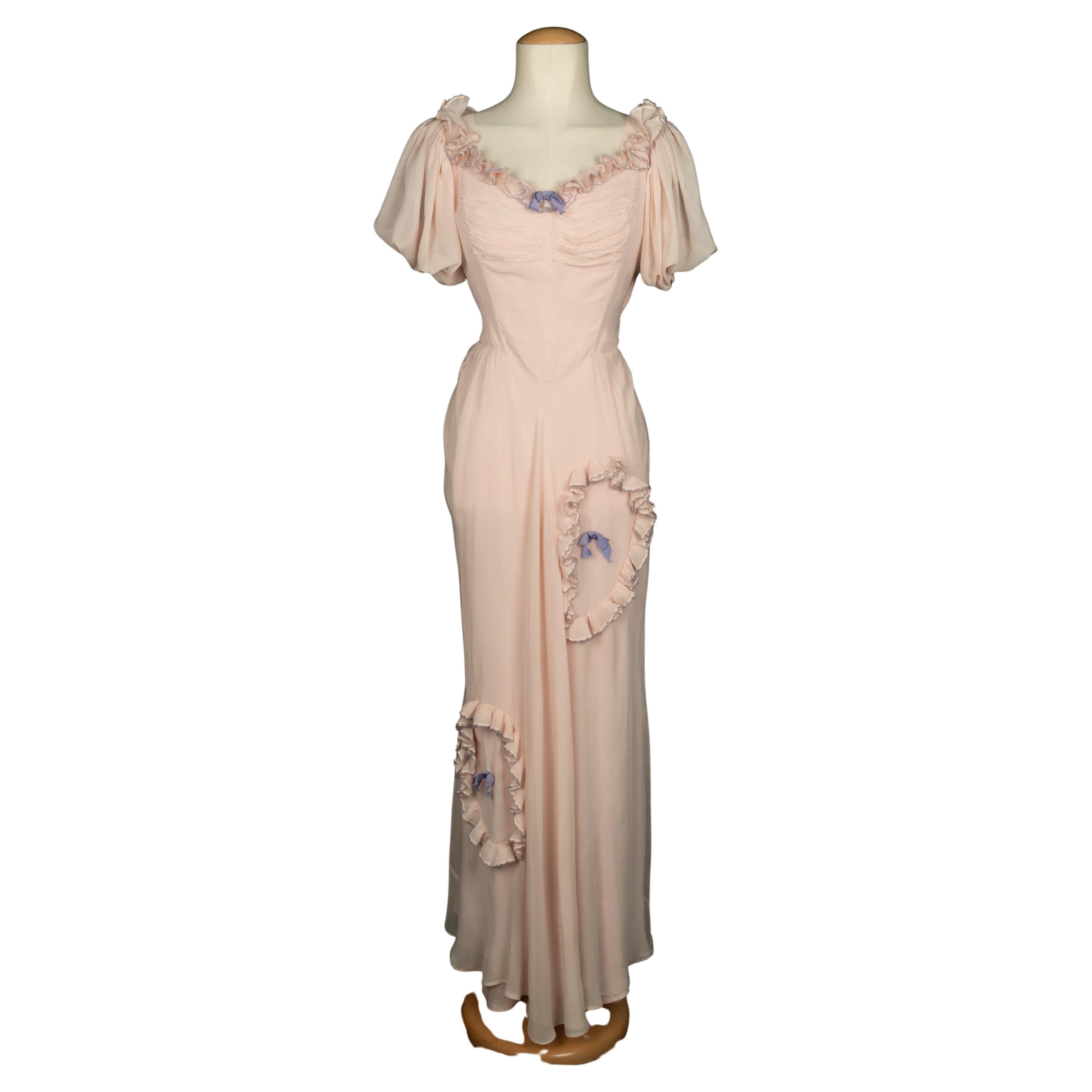 Rosa Kleid 1940er Jahre