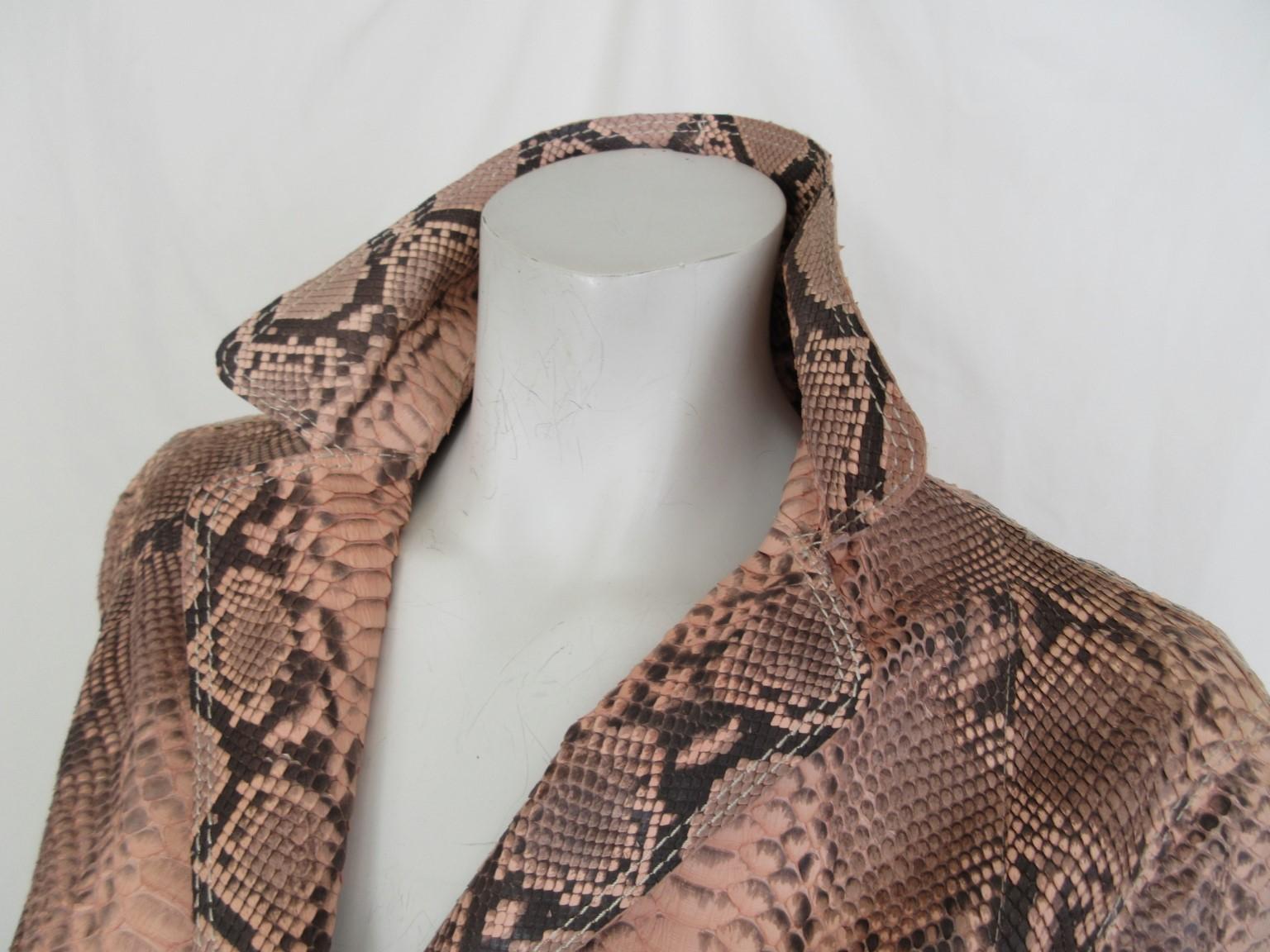 Fabulous original jacket in pink color supple snakeskin leather from Bonnie atelier, Germany

We offer more exclusive vintage leather and fur items, view our frontstore

Details:
2 pockets and 3 closingbuttons
1 inside pocket with spare button
Fully