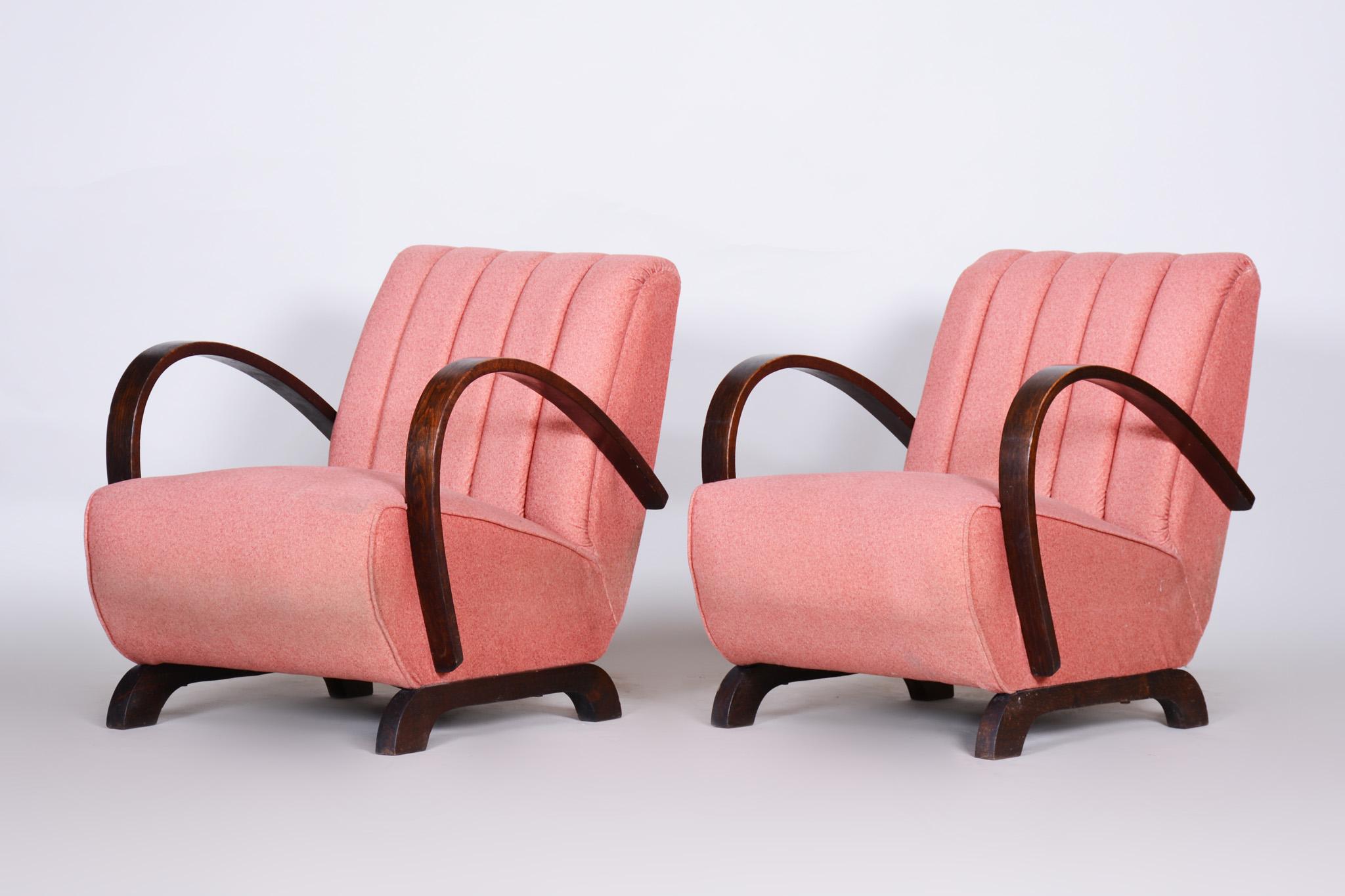 Pink Fabric Armchair Made in Czechia, 1930s, Original Condition, Art Deco Style For Sale 2