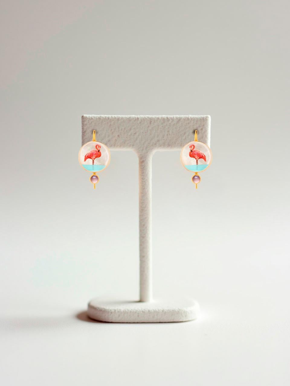 Pink flamingo earrings with quartz and Mother of pearl In New Condition For Sale In Istanbul, TR