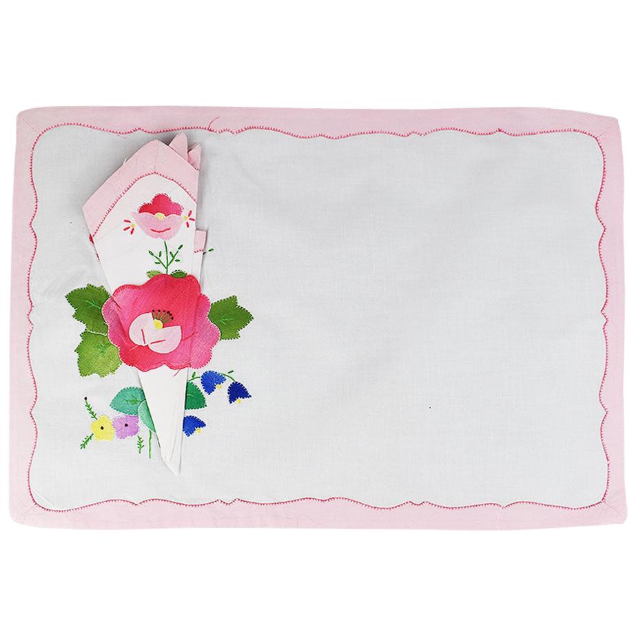 Pink Floral Fabric Placemats and Napkins, Set of 4 For Sale