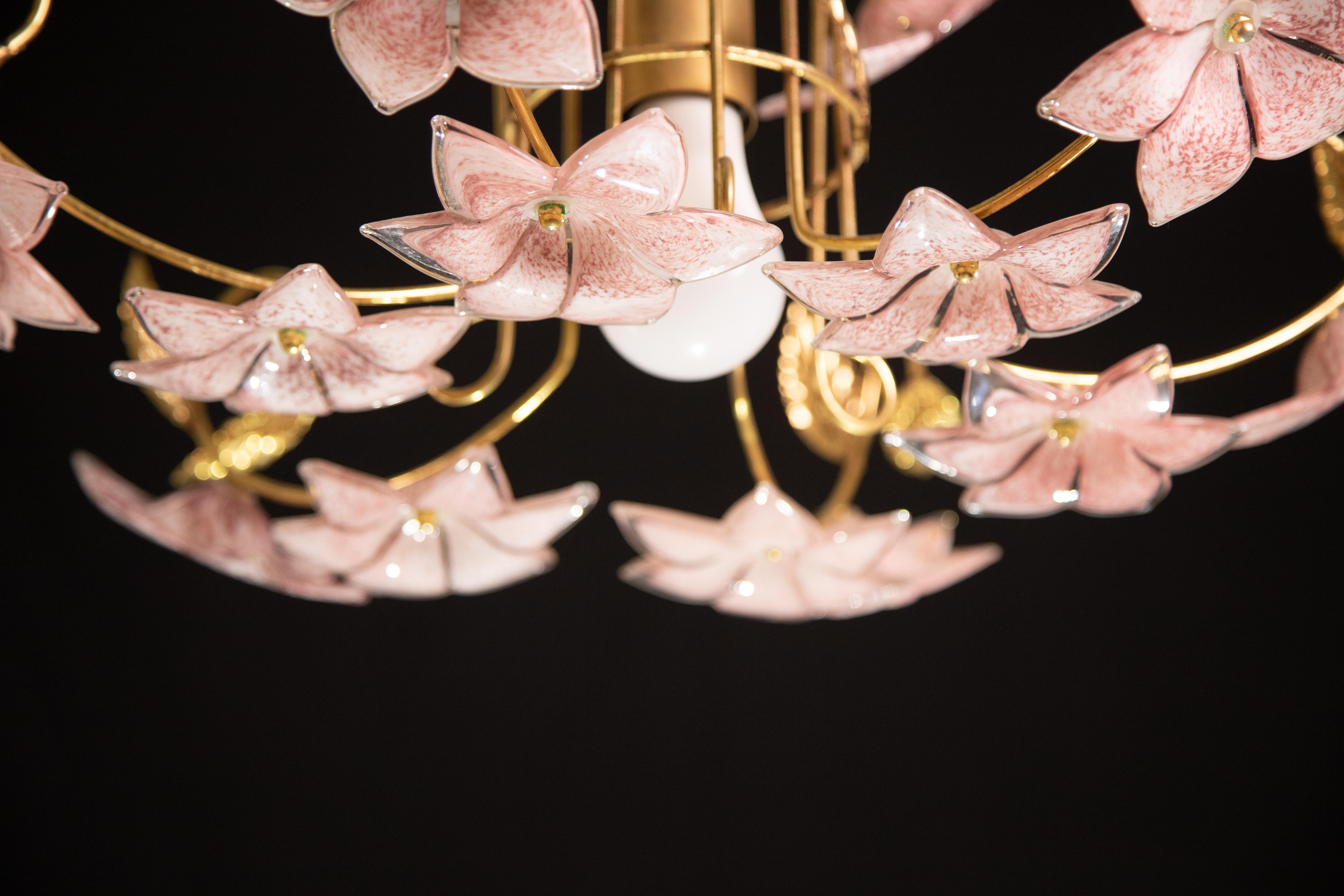 Pink Flowers Murano Chandelier, 1970s For Sale 6
