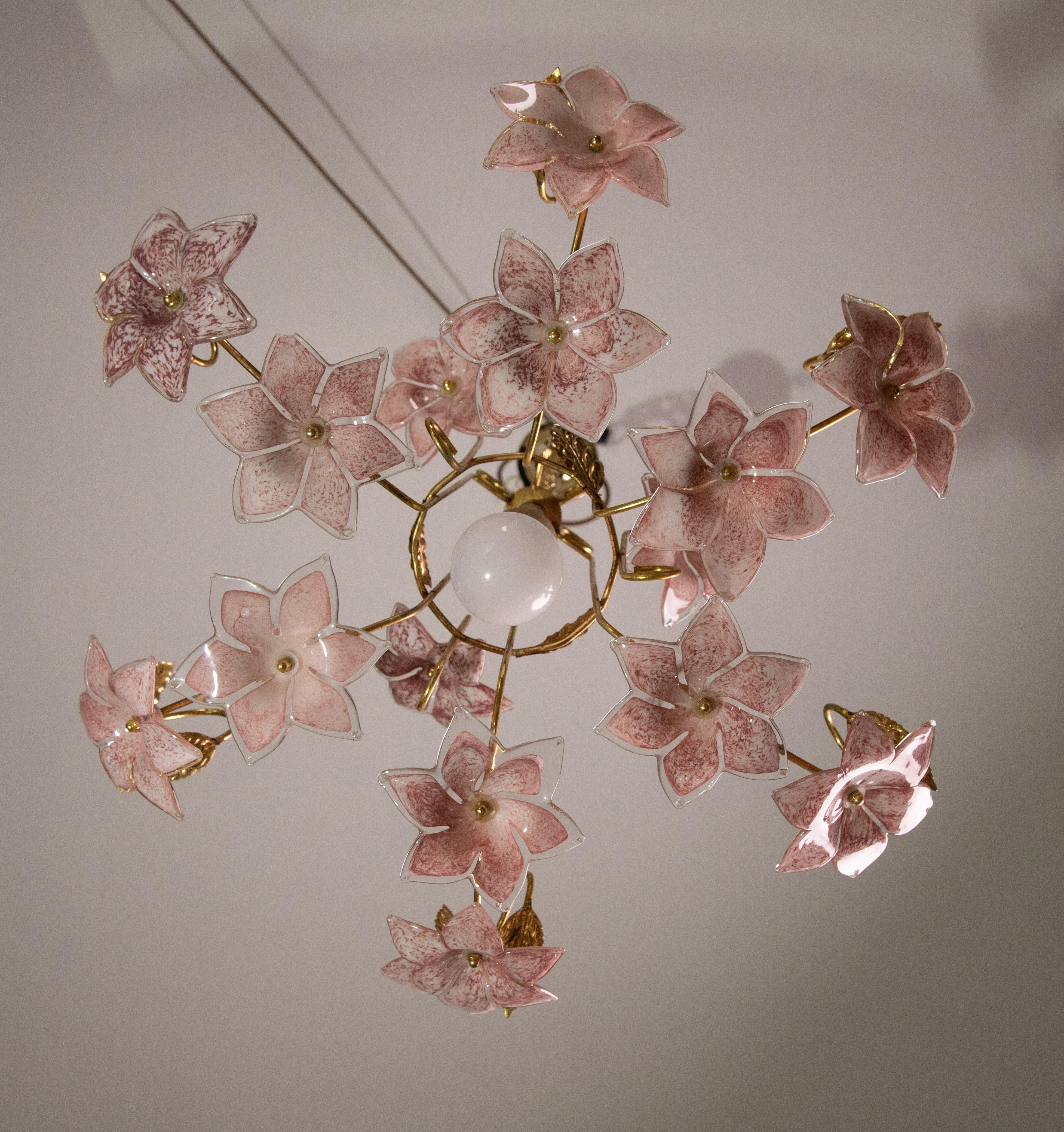 Pink Flowers Murano Chandelier, 1970s For Sale 3