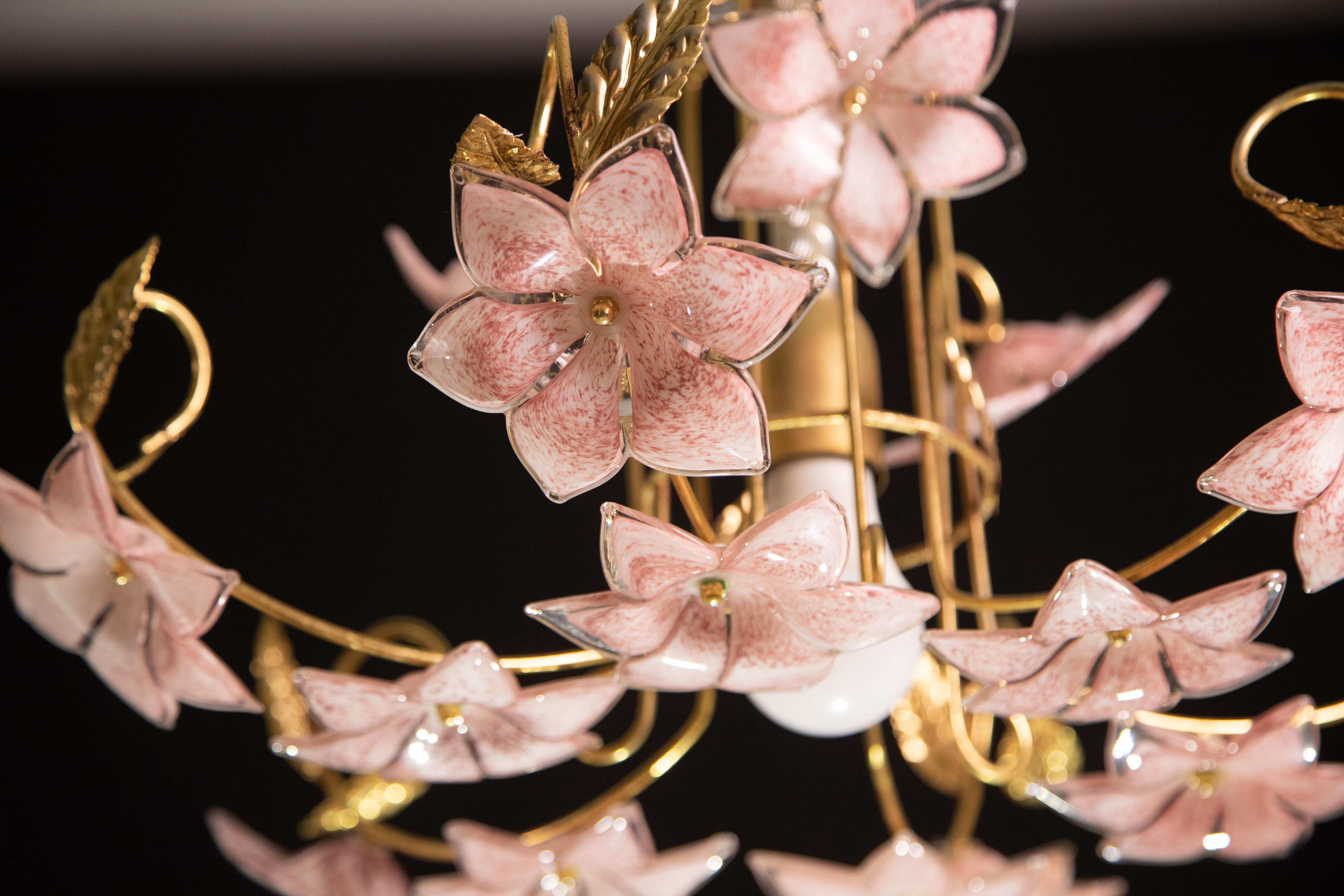 Pink Flowers Murano Chandelier, 1970s For Sale 4