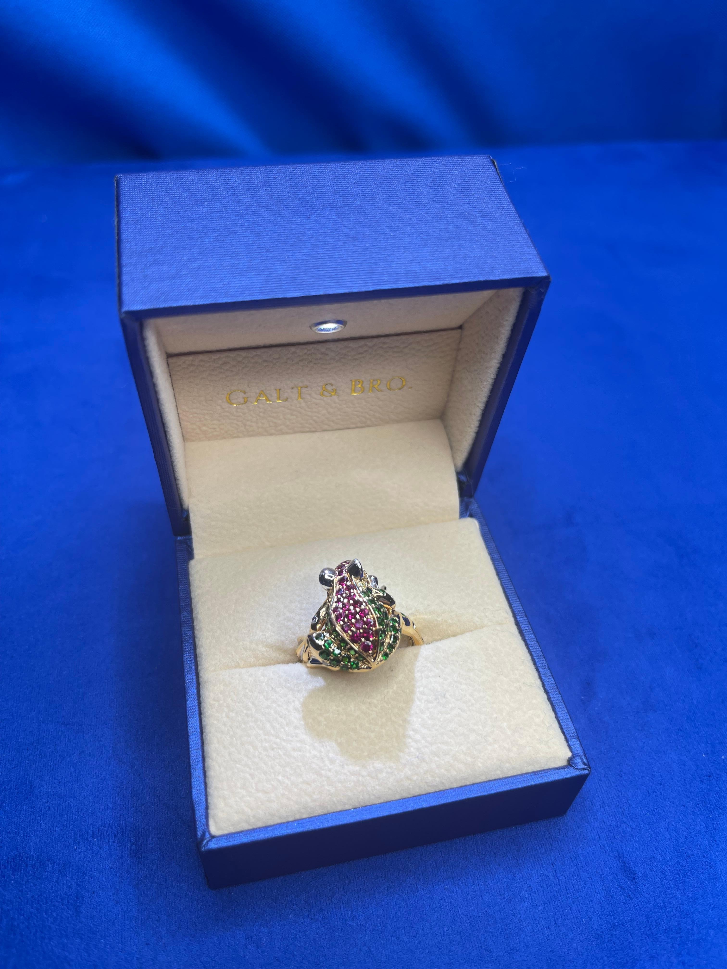 Bague en or rose « Lucky Frog » avec diamants, rubis et tsavorite verte, animal nature amusant en vente 6