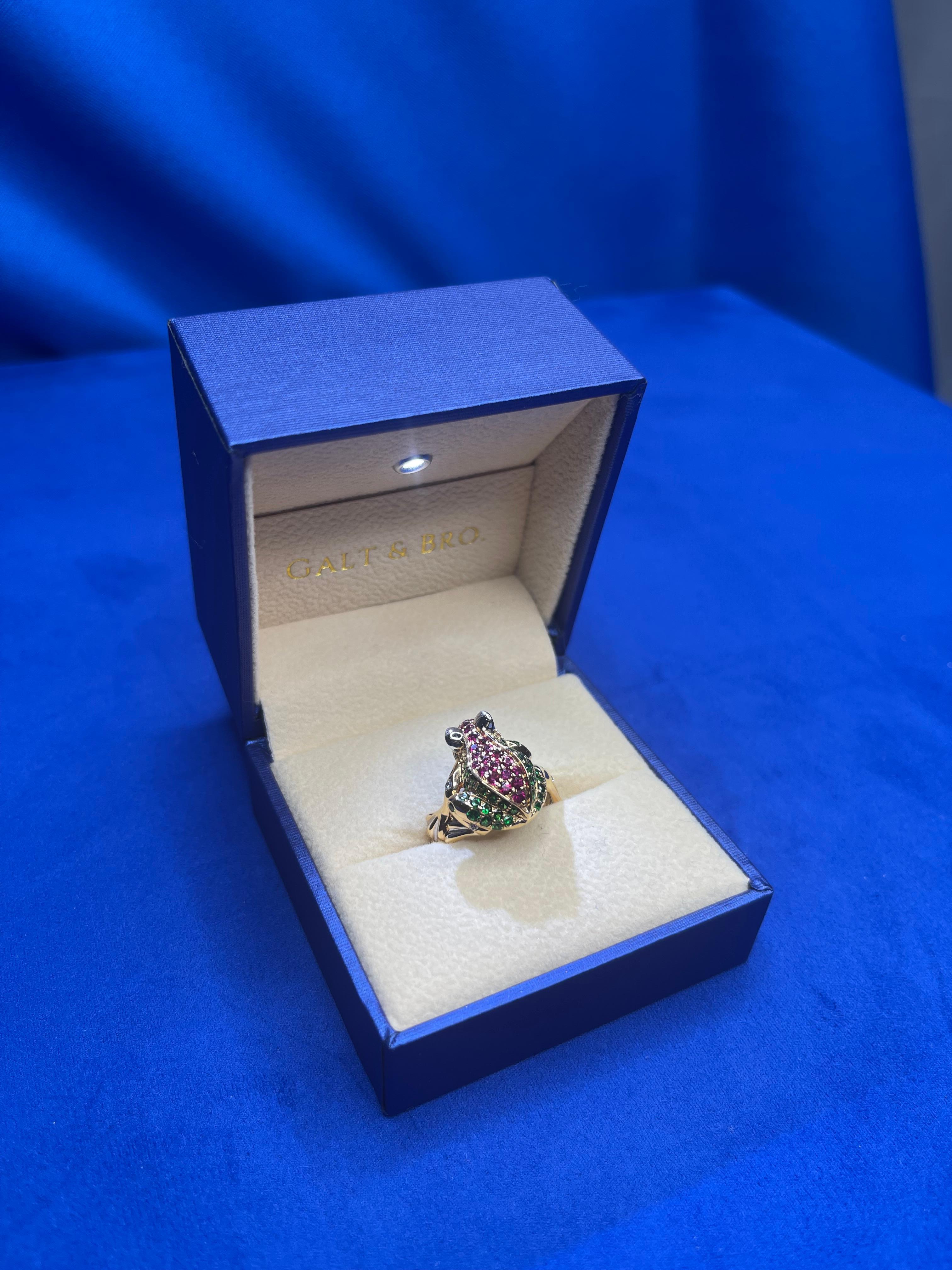 Bague en or rose « Lucky Frog » avec diamants, rubis et tsavorite verte, animal nature amusant en vente 8