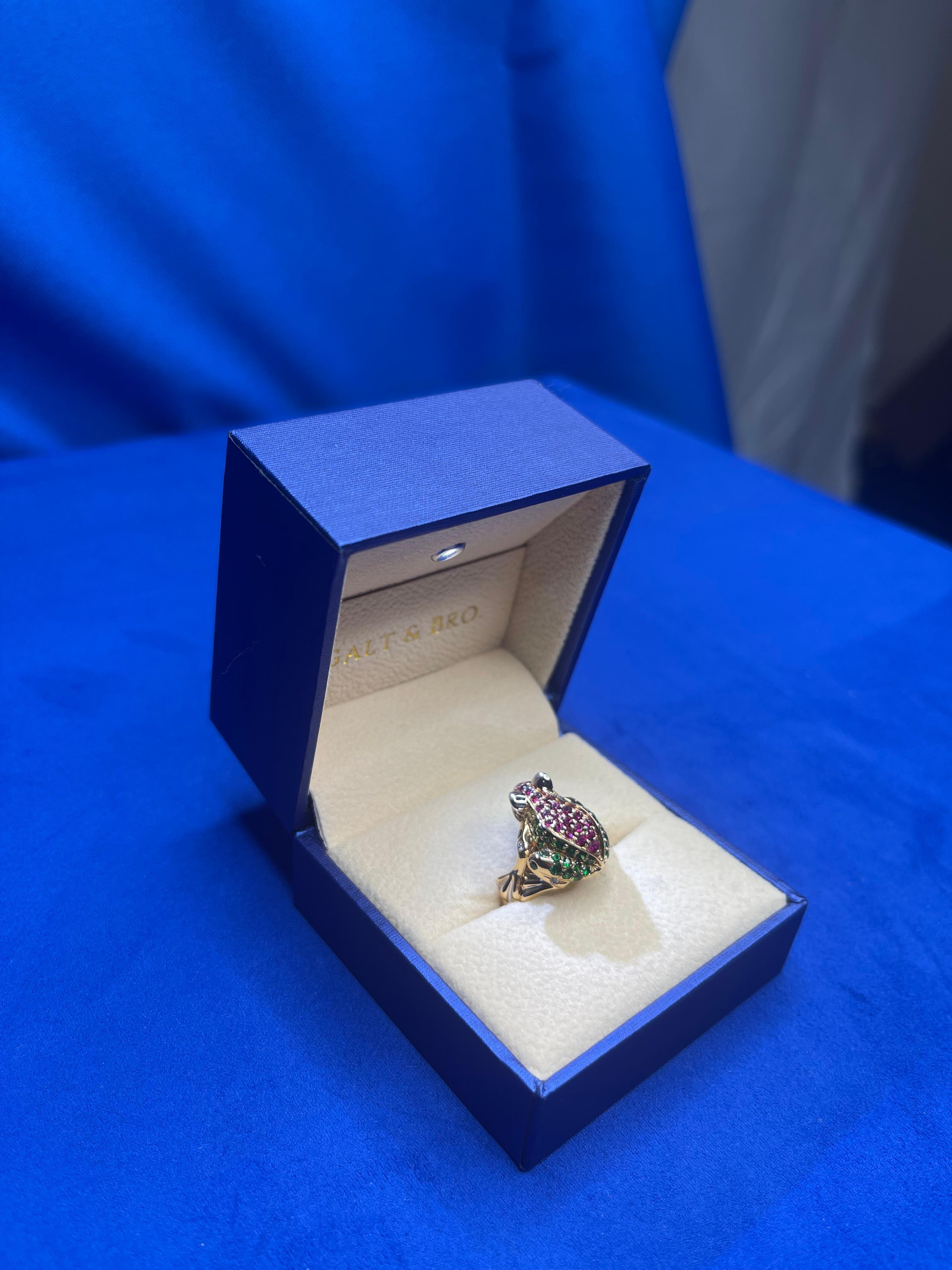 Bague en or rose « Lucky Frog » avec diamants, rubis et tsavorite verte, animal nature amusant en vente 9