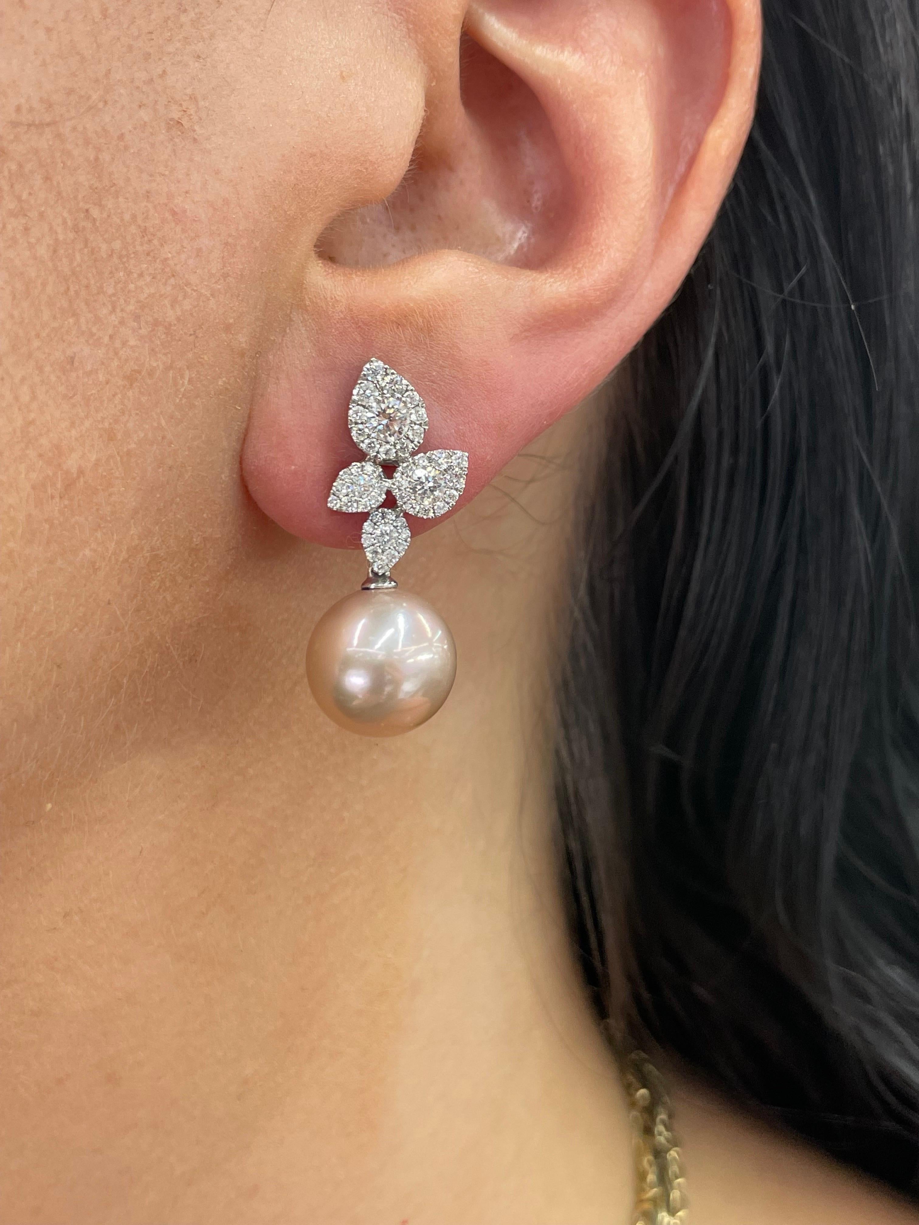 Pink Freshwater Pearl Diamond Cluster Leaf Earrings 1.05 Carat 11-12MM 18KT For Sale 3