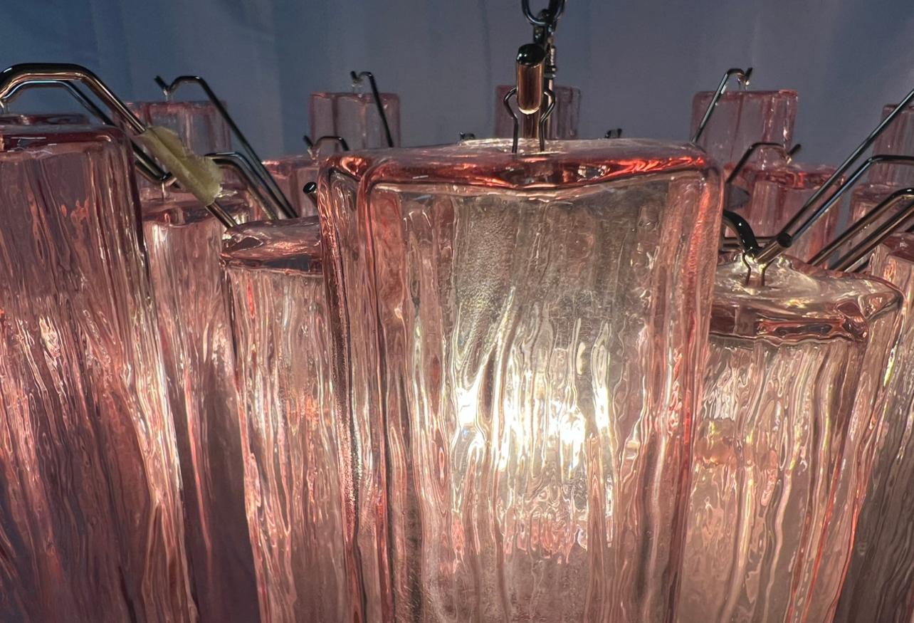 Lustre à tubes en verre noir, Murano, 1970 en vente 10