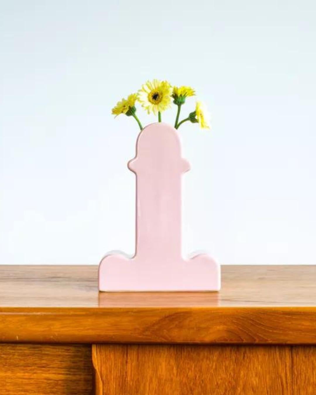 Pink Glazed Ceramic Shiva Flower Vase by Ettore Sottsass 20th Century Spanish For Sale 3