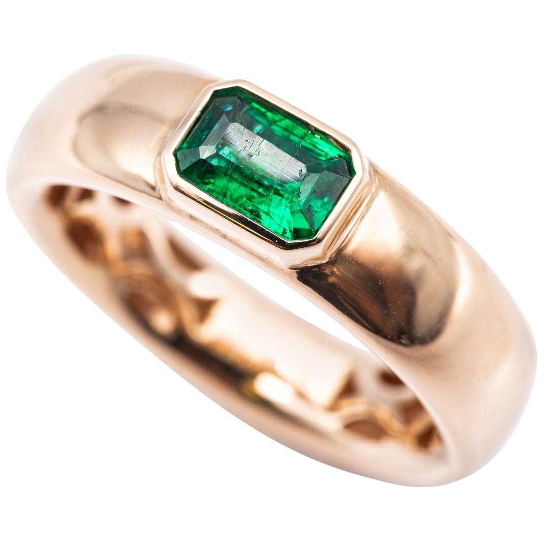 Pink Gold 18 Karat Ring with 0.52 Karat Emerald