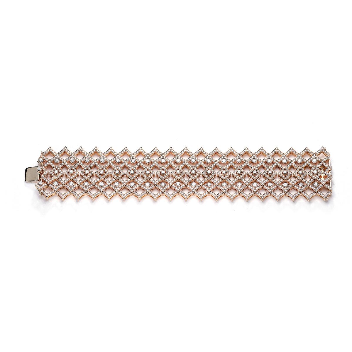 Bracelet in 18kt pink gold set with 57 diamonds 6.44 cts and 948 diamonds 10.40 cts           