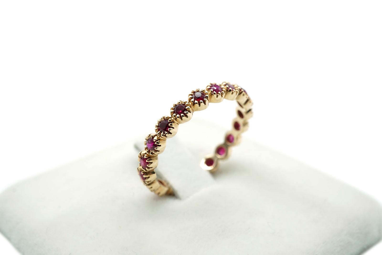 For Sale:  Anello Eternity in Oro Rosa 18 Kt e Rubini 5