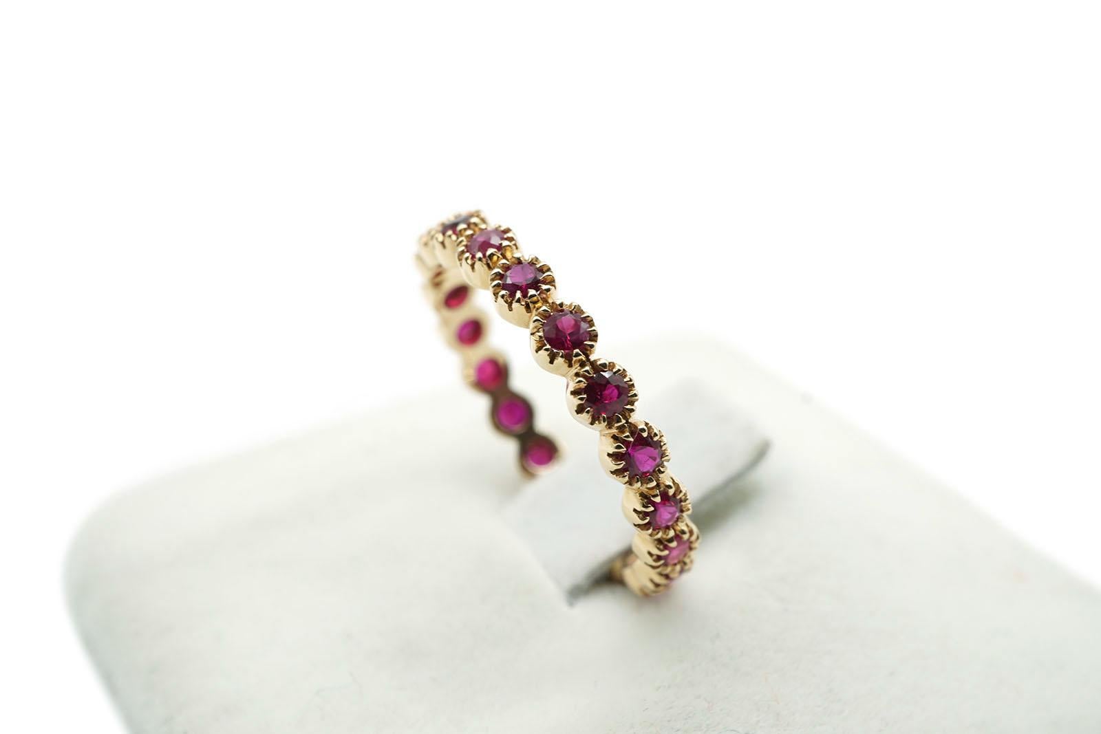 For Sale:  Anello Eternity in Oro Rosa 18 Kt e Rubini 6