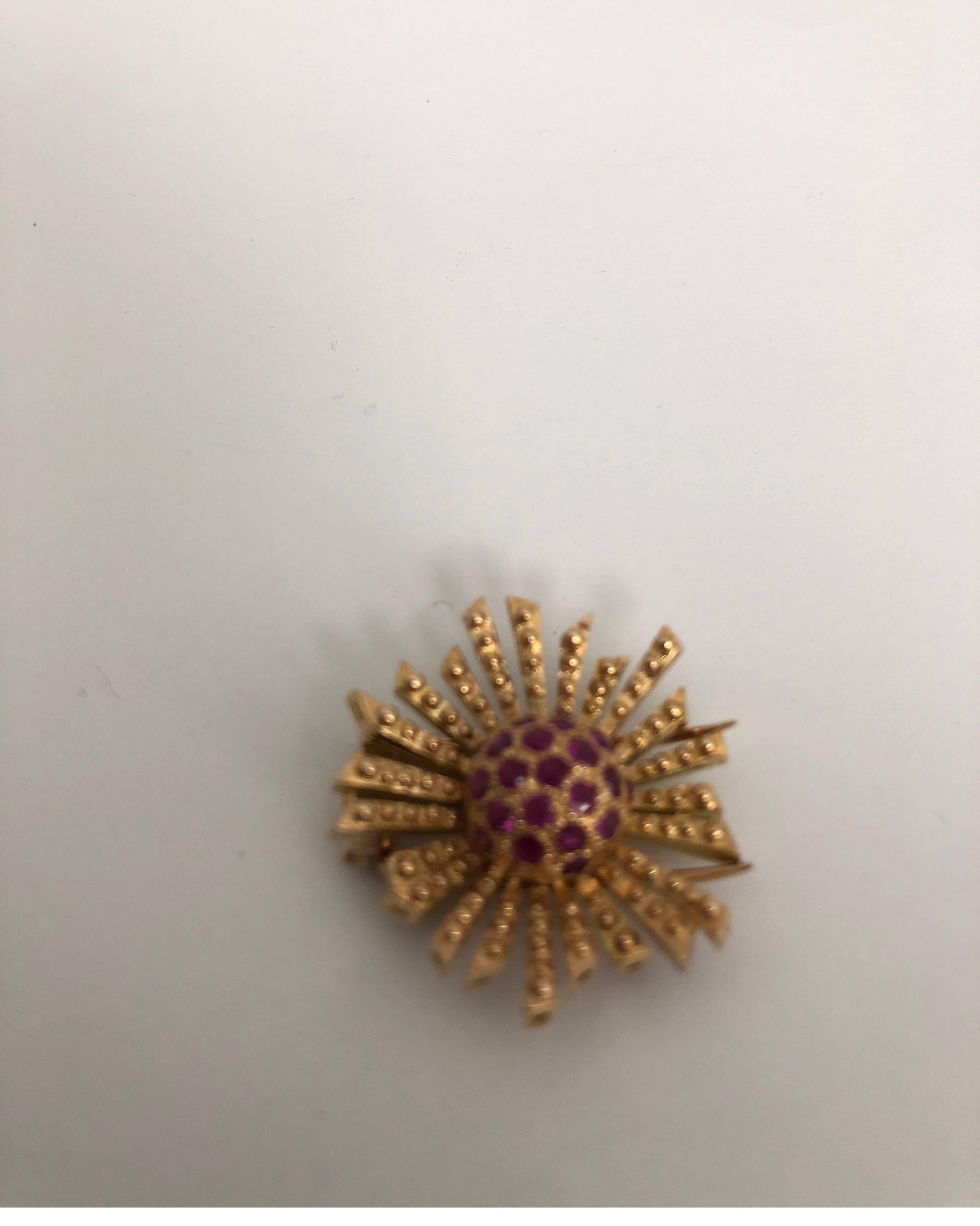 Beautiful brooch in rubies, pink gold 18 kt
total weight of gold gr 12.50
total weight of rubies ct 1.45 
