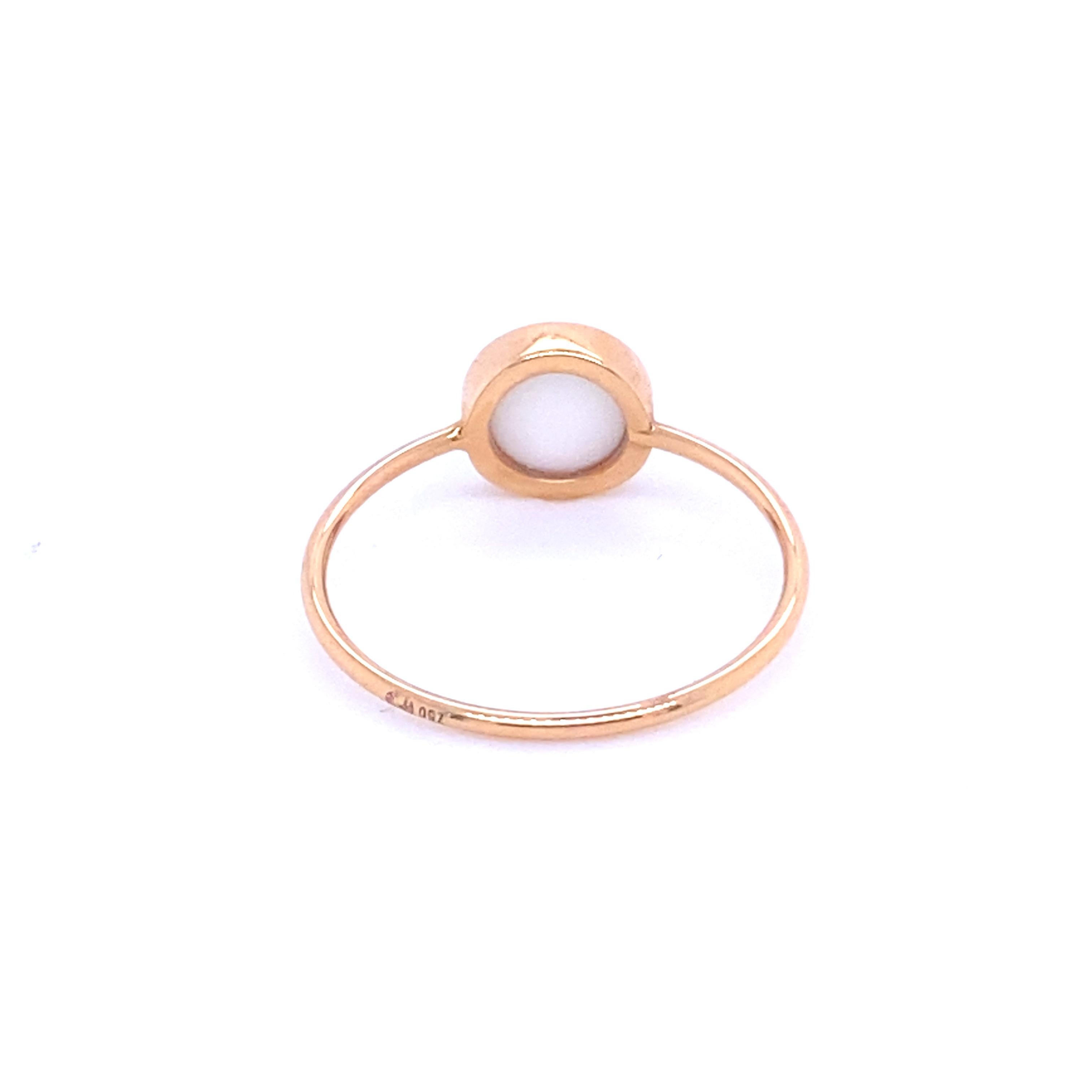 Modern Pink Gold and White Agate Disc Ring For Sale