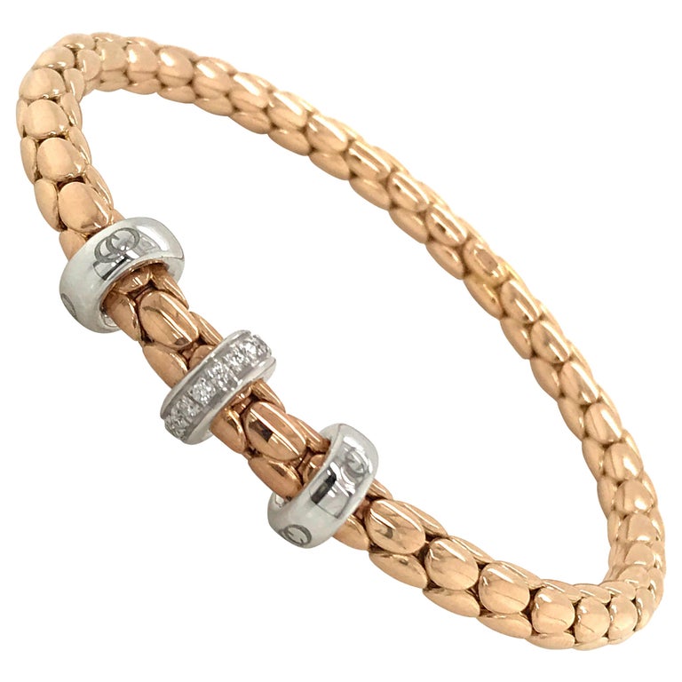 Pink Gold and White Gold 18 Karat Timeless Stretch Bracelet with Diamonds For Sale at 1stdibs