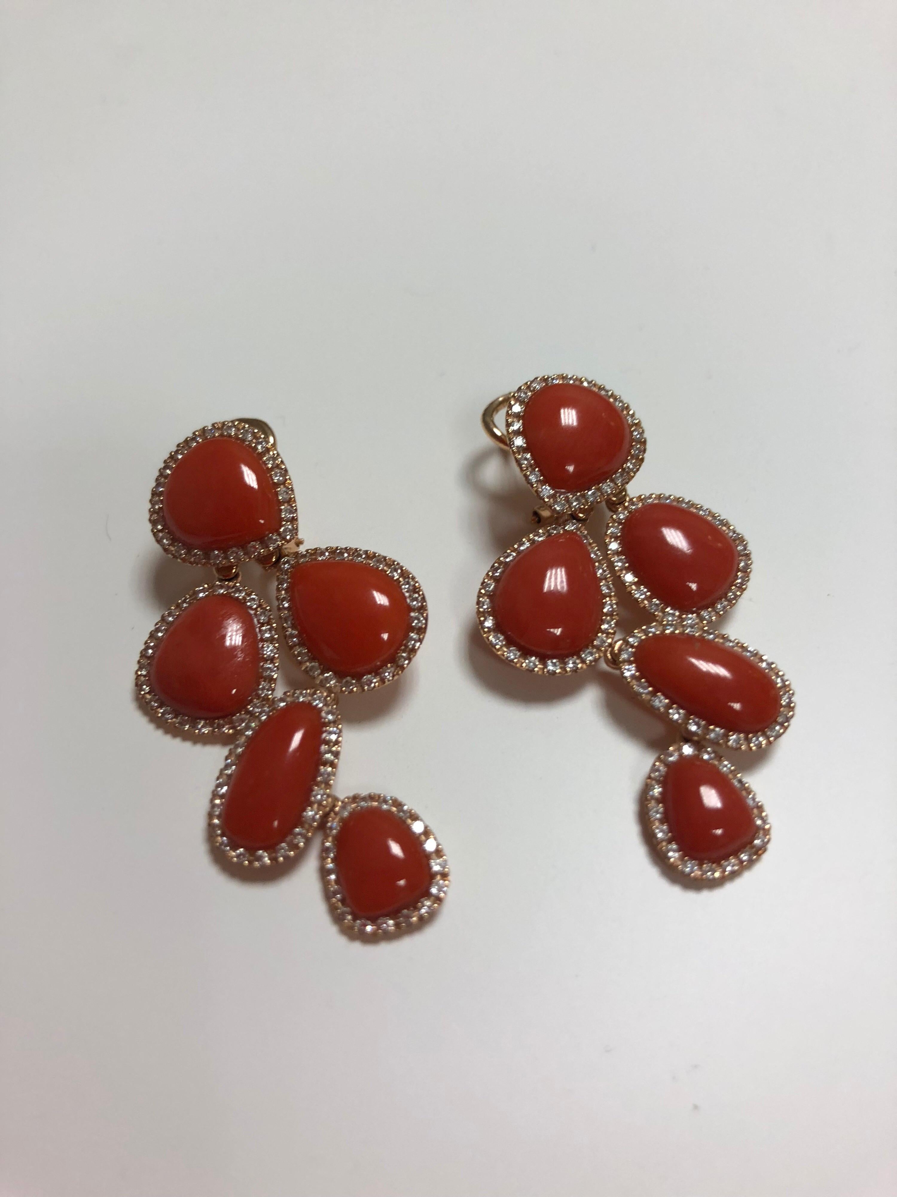 Pink Gold Articulated Sleeper Coral Earrings In New Condition In Vannes, FR