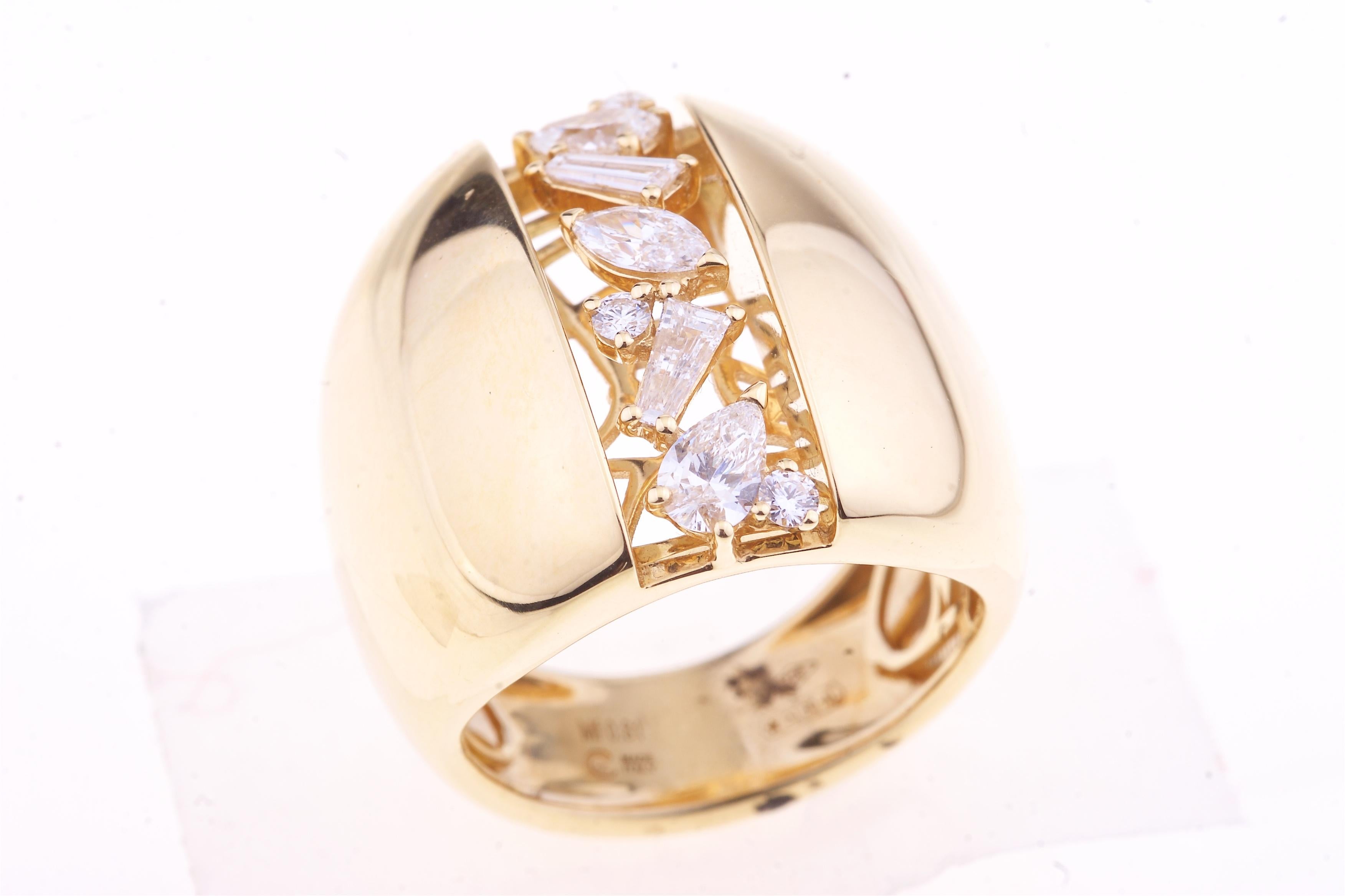 Modern Pink Gold Band Ring with Diamonds Mixed Cut For Sale