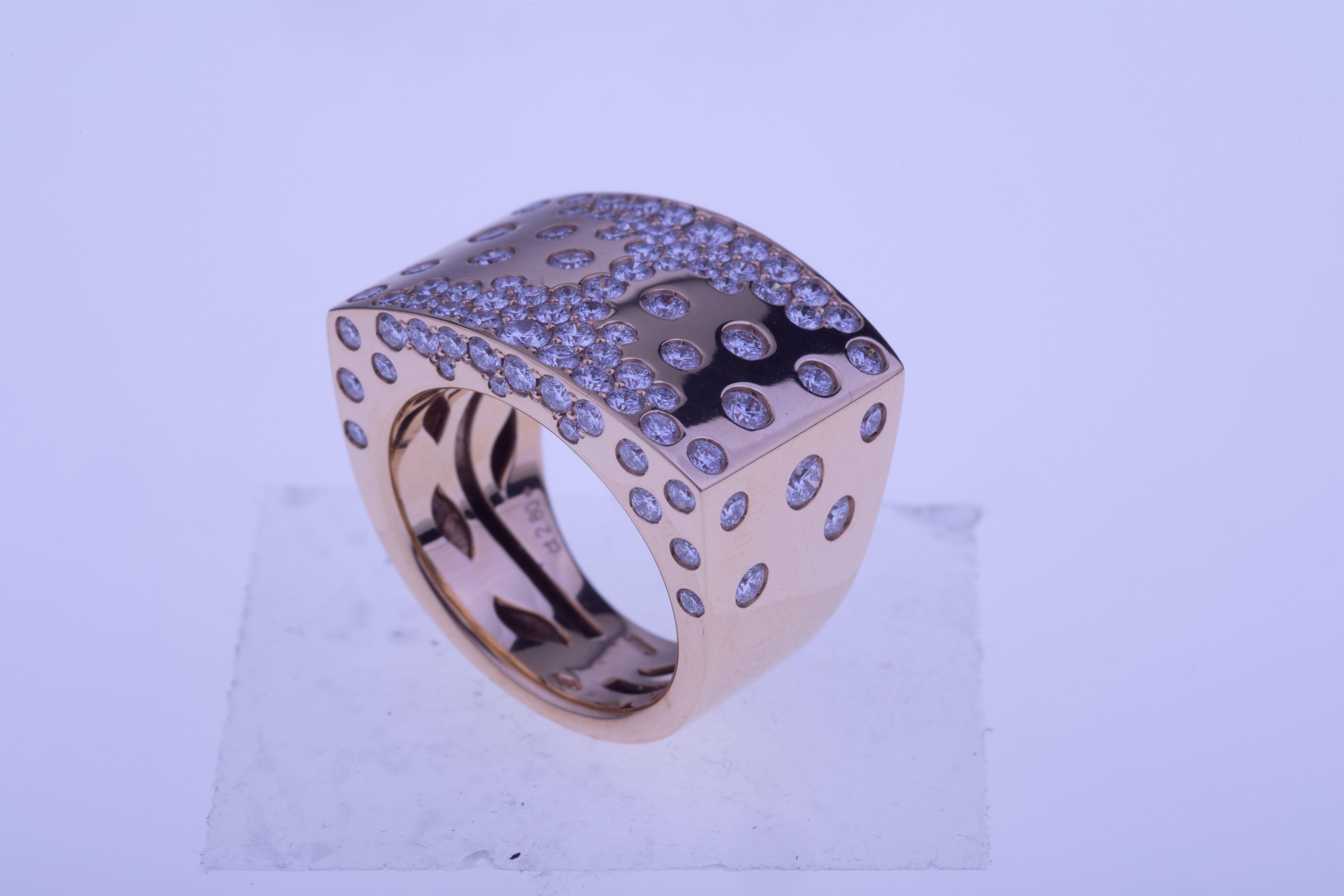 Women's Pink Gold Band Ring with Mixed Diamonds For Sale