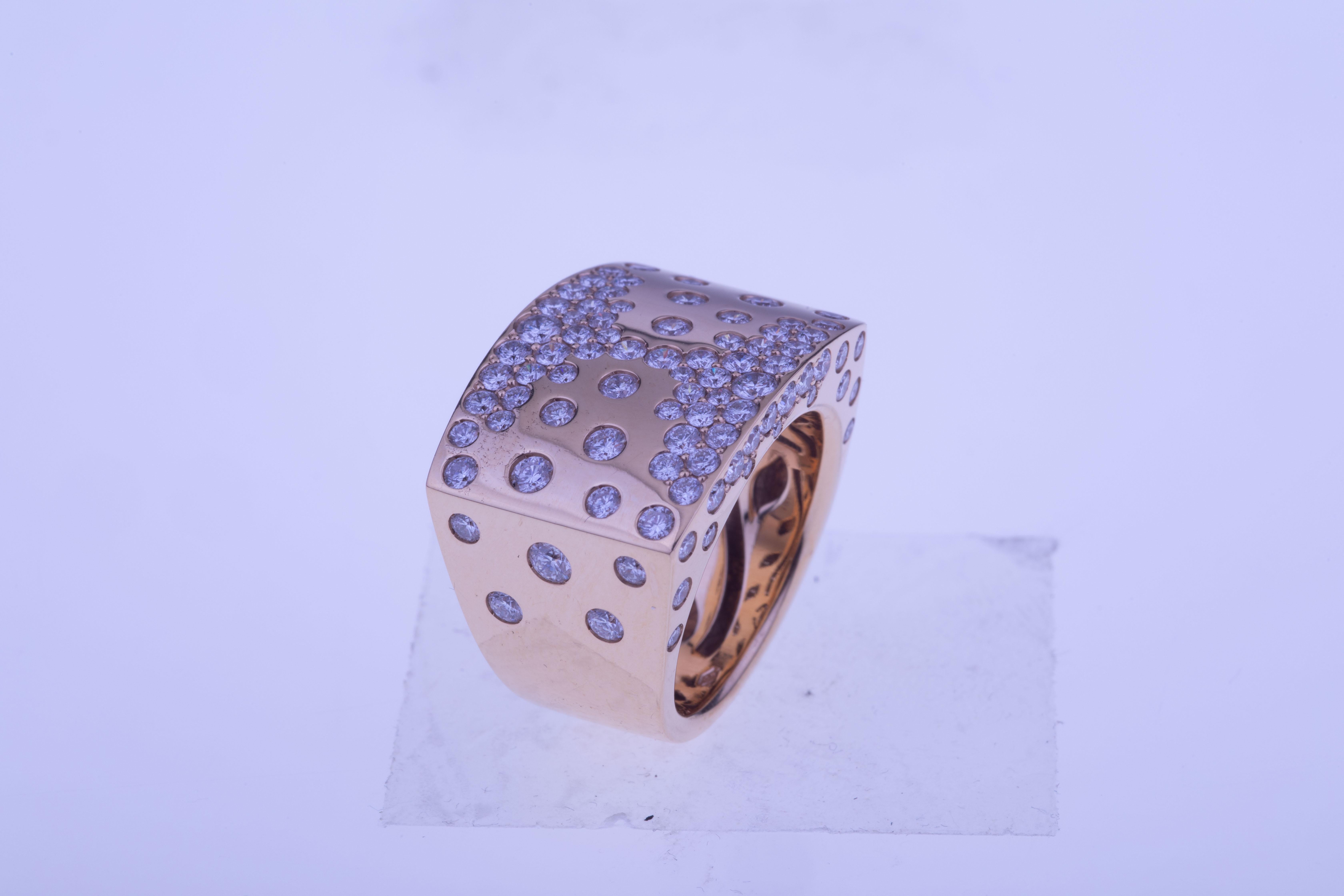 Pink Gold Band Ring with Mixed Diamonds For Sale 1