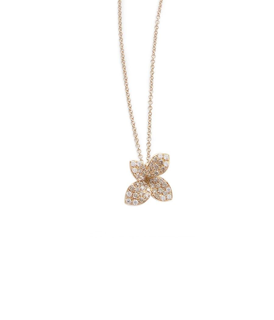 Pasquale Bruni Giardini Segreti 18 karat Pink Gold Diamond Pendant.

The sensual floral design of Giardini Segreti collection from Pasquale Bruni recreates the power and sophistication of nature. The tender leaves of every jewellery piece mesmerize