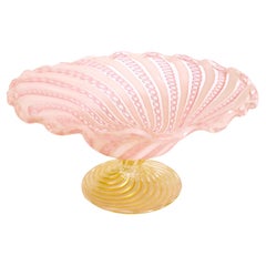 Centro de mesa/ cuenco Latticino de cristal de Murano rosa y dorado con borde festoneado