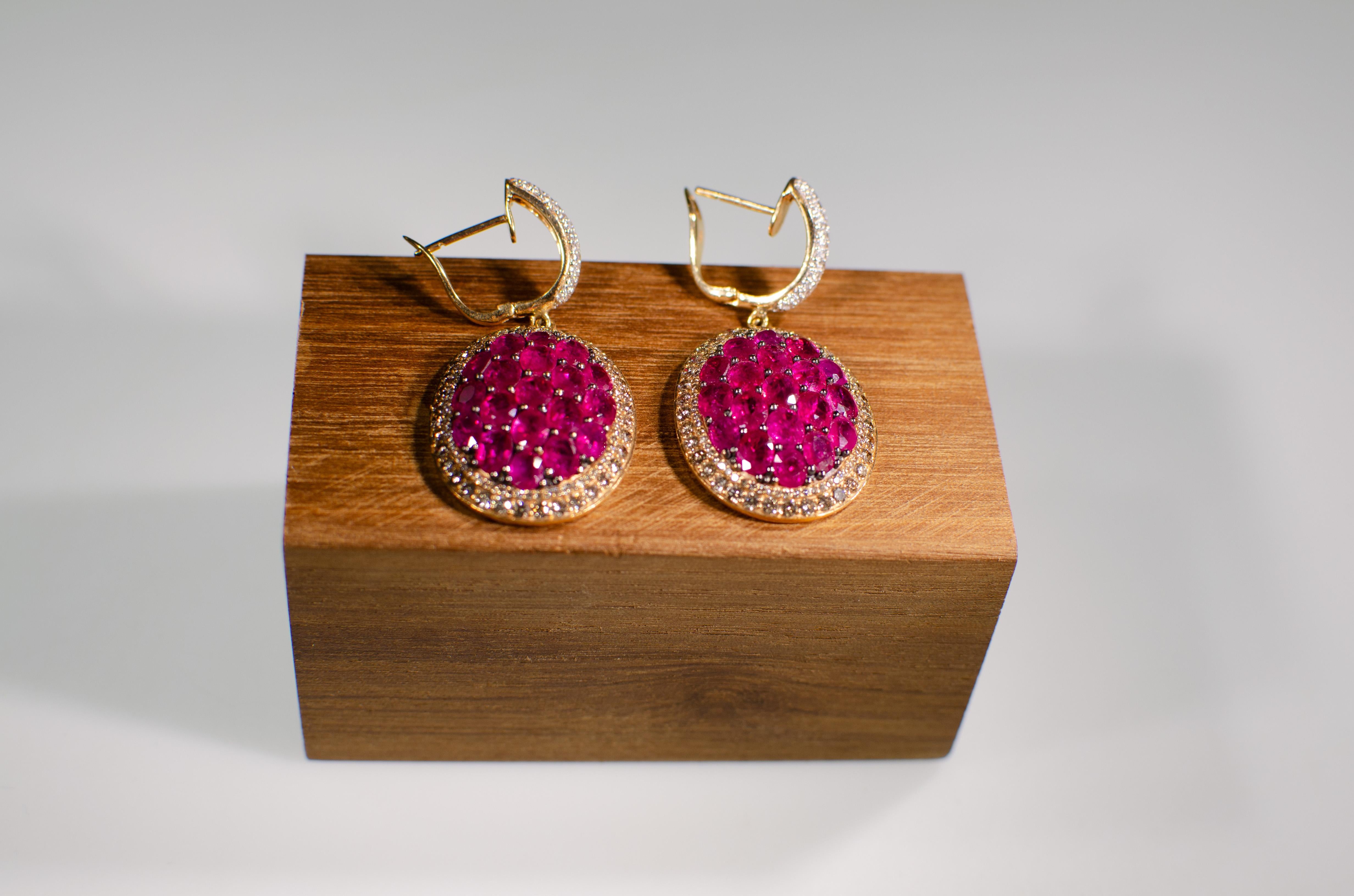 Pendientes Rubí Oro Rosa en Nuevo estado para la venta en Tel Aviv - Jaffa, IL