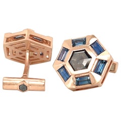 Gemelos hexagonales de oro rosa con zafiro y diamante talla rosa