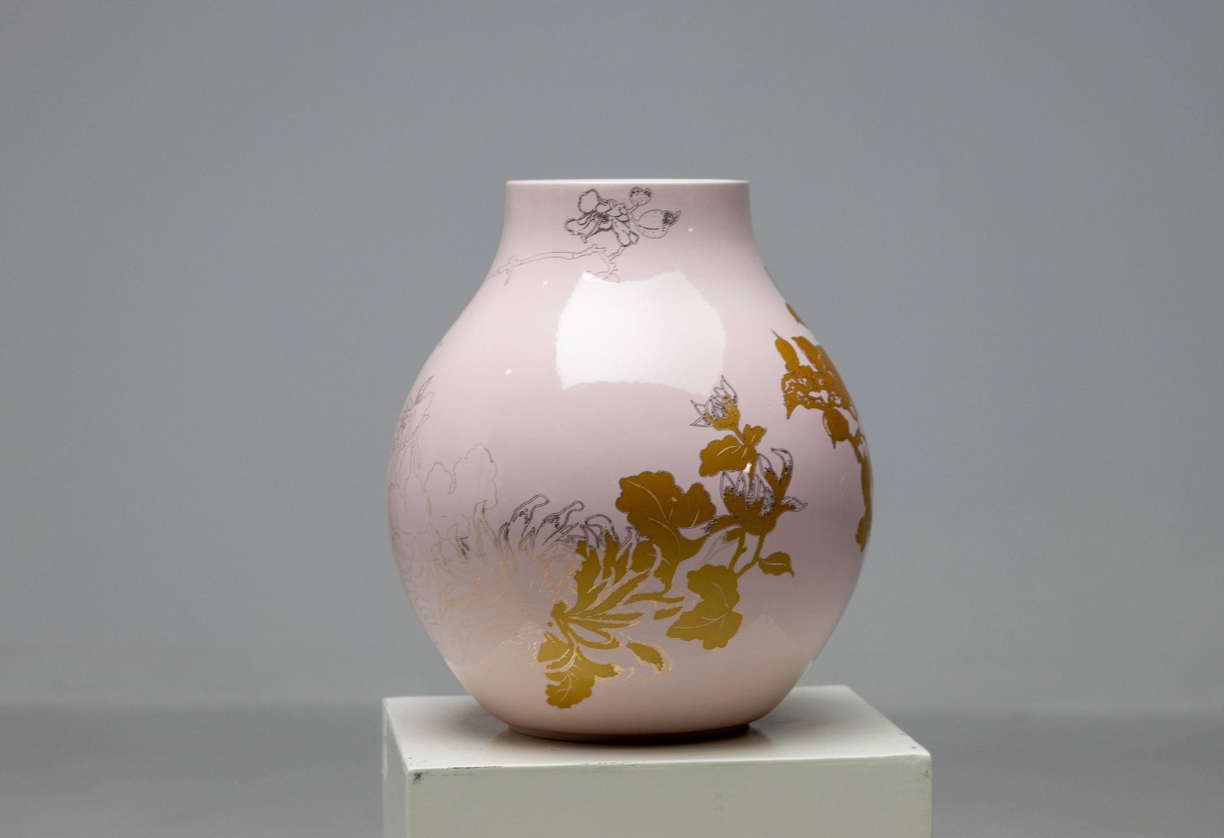 Pink & Gold Vase by Hella Jongerius  In Excellent Condition In Dronten, NL