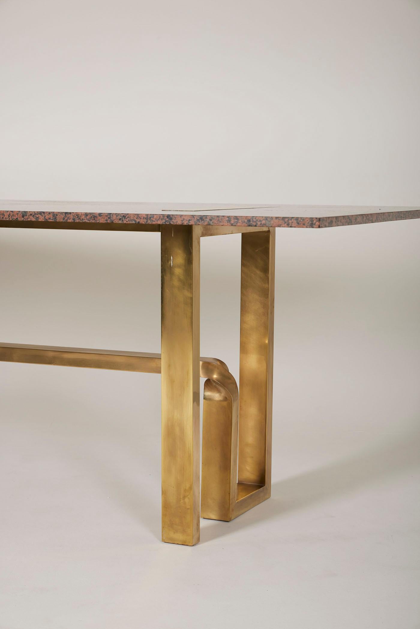Brass Pink granite and brass table by Alfredo Freda For Sale