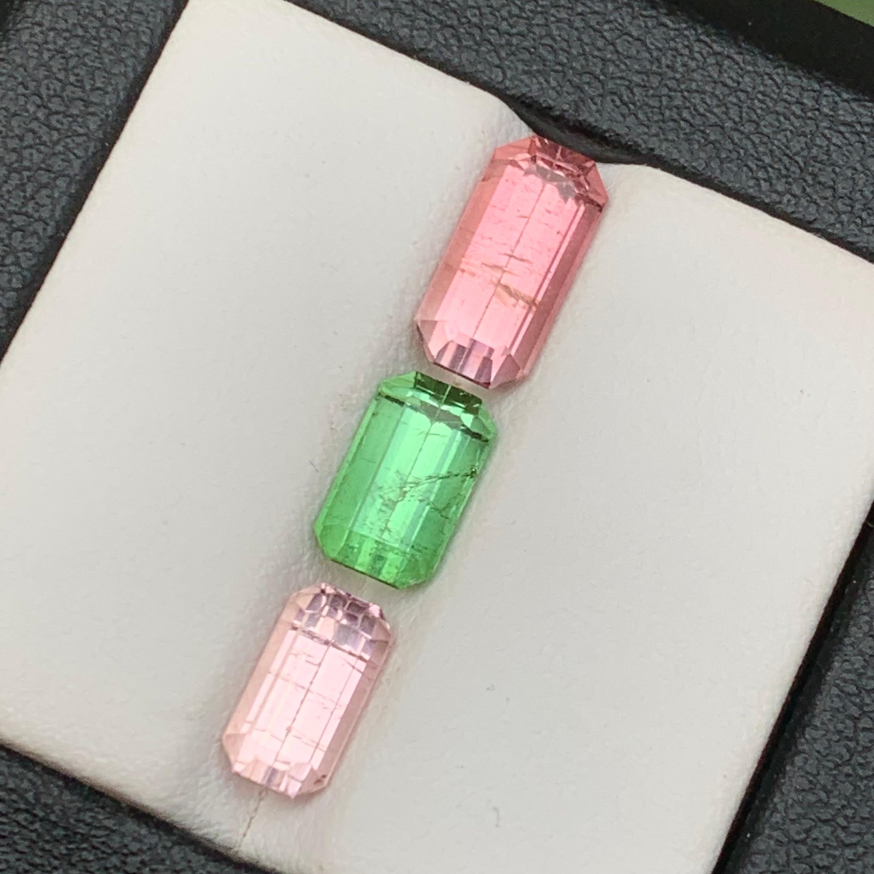 Pink, Green & Baby Pink Natural Tourmaline Loose Gemstones Lot 6.05 Ct-Jewelry In New Condition For Sale In Peshawar, PK