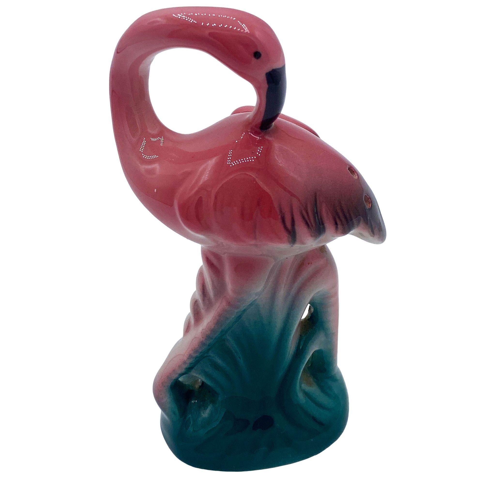 Pink & Green Flamingo Ceramic Tabletop Matching Salt & Pepper Shaker Set For Sale 1