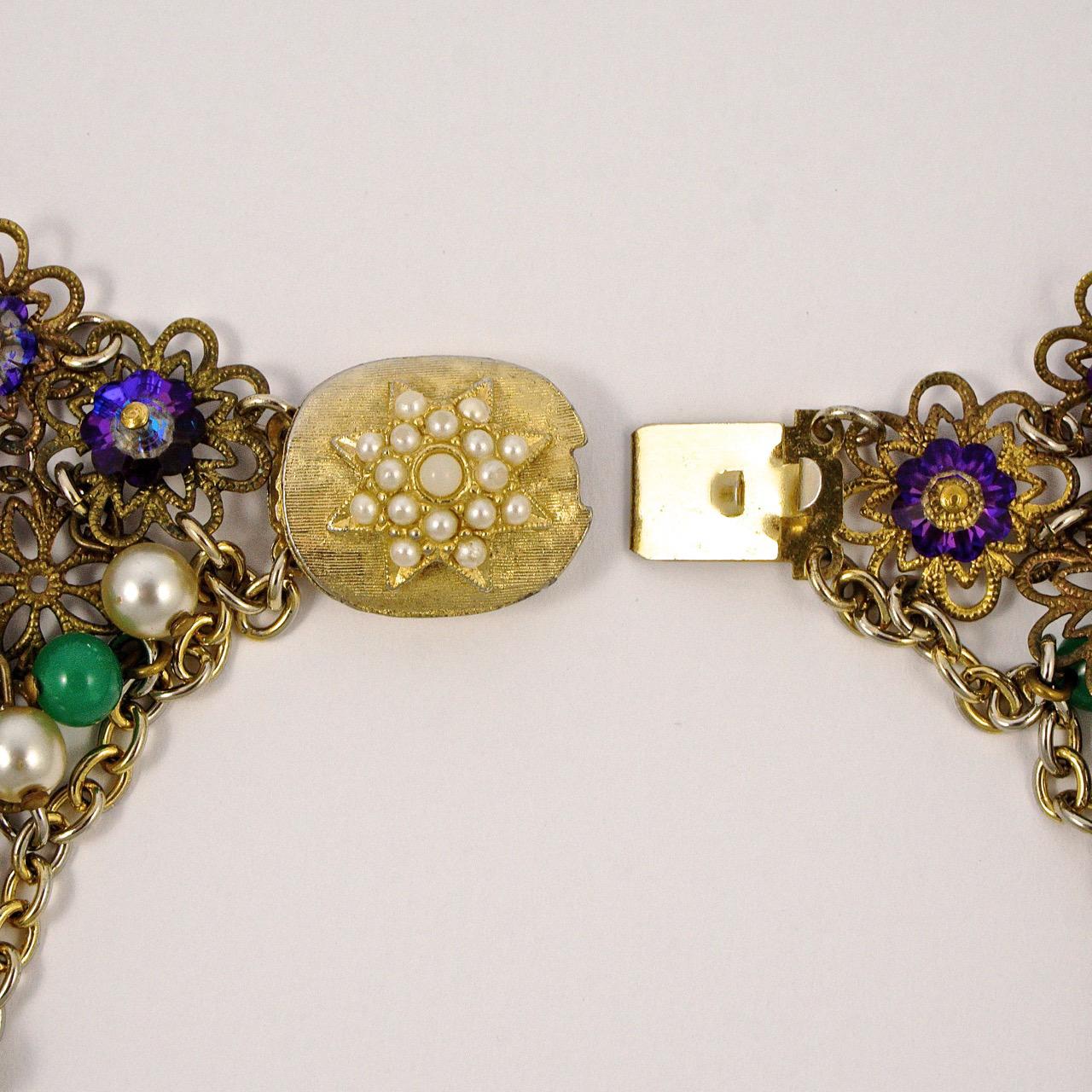 Pink Green Purple Glass Beads Faux Pearl Filigree Collar Necklace circa 1950s For Sale 2