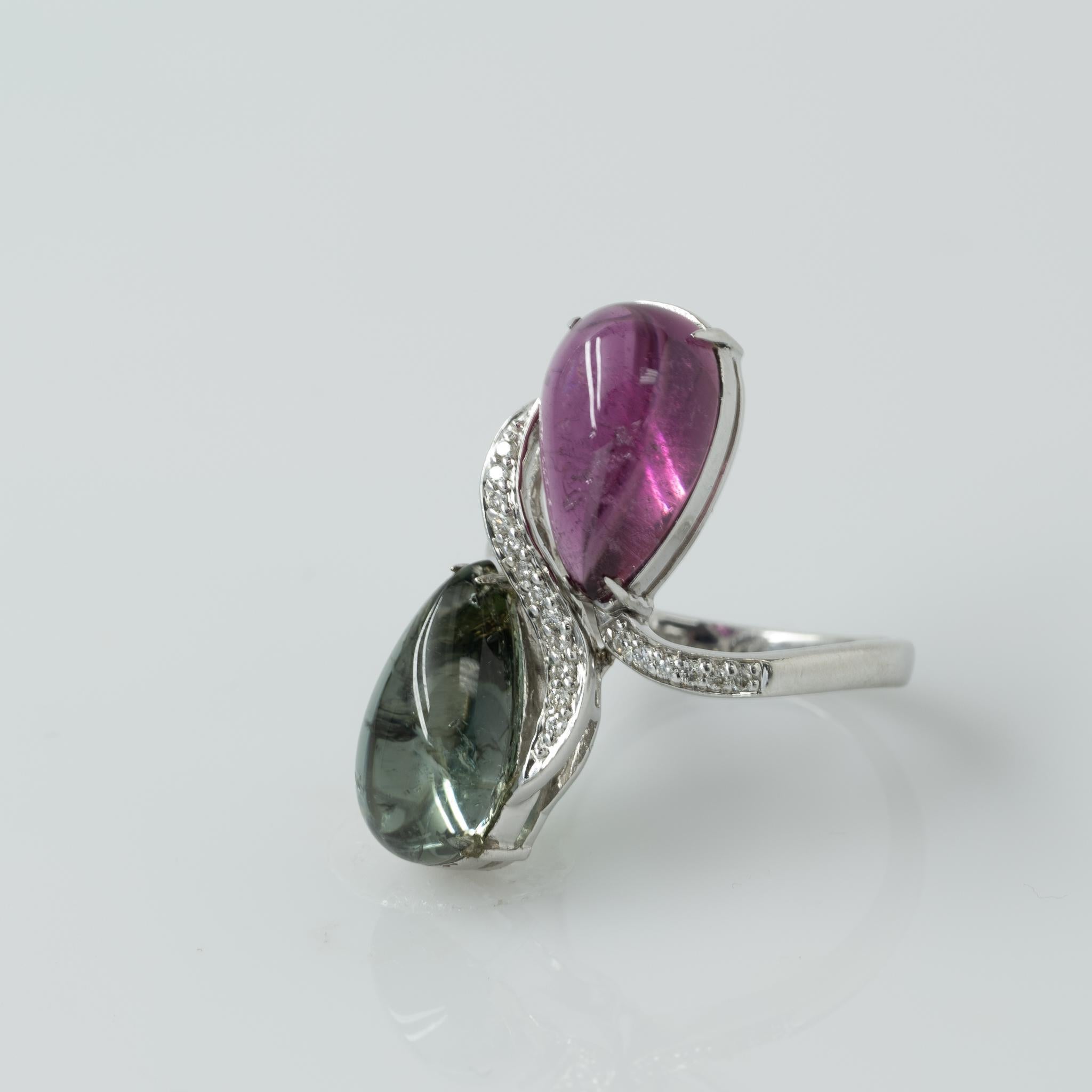 Größe: 6,25
Metall Typ: 14K Weißgold (getestet)
Gewicht: 6.60G
Goldschmelze Wert: $310
Breite: 27,91 mm bis 2,09 mm am Schaft
Finger bis Oberkante Ring: 8.70mm
Punzierungen: 14K 585 9.30B5417 

Primärer Edelstein Details: 
Art: Turmalin 
Anzahl: