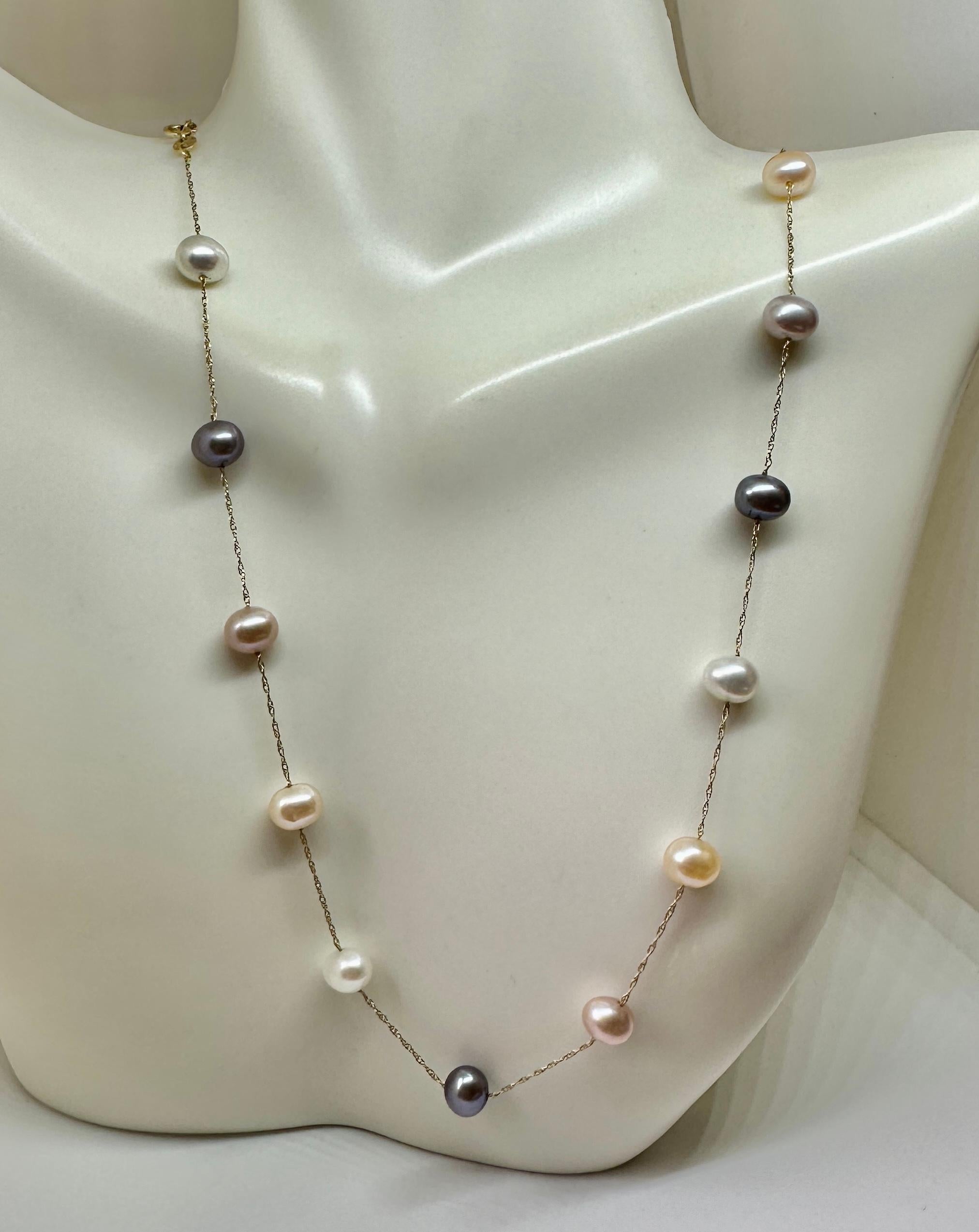 Rosa Grau und Weiß Multi Color Perlenkette 14 Karat Gold von Effy 16,5 Zoll (Retro) im Angebot