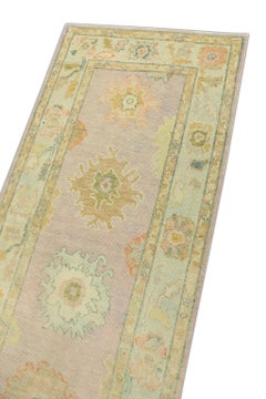 Türkischer Oushak-Läufer aus handgewebter Wolle in Rosa 2'11" x 6'8"