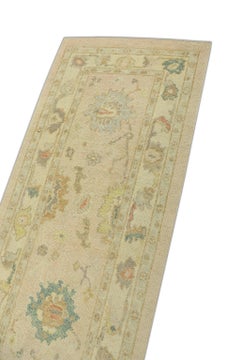 Türkischer Oushak-Läufer aus handgewebter Wolle in Rosa 2'9" x 6'1"