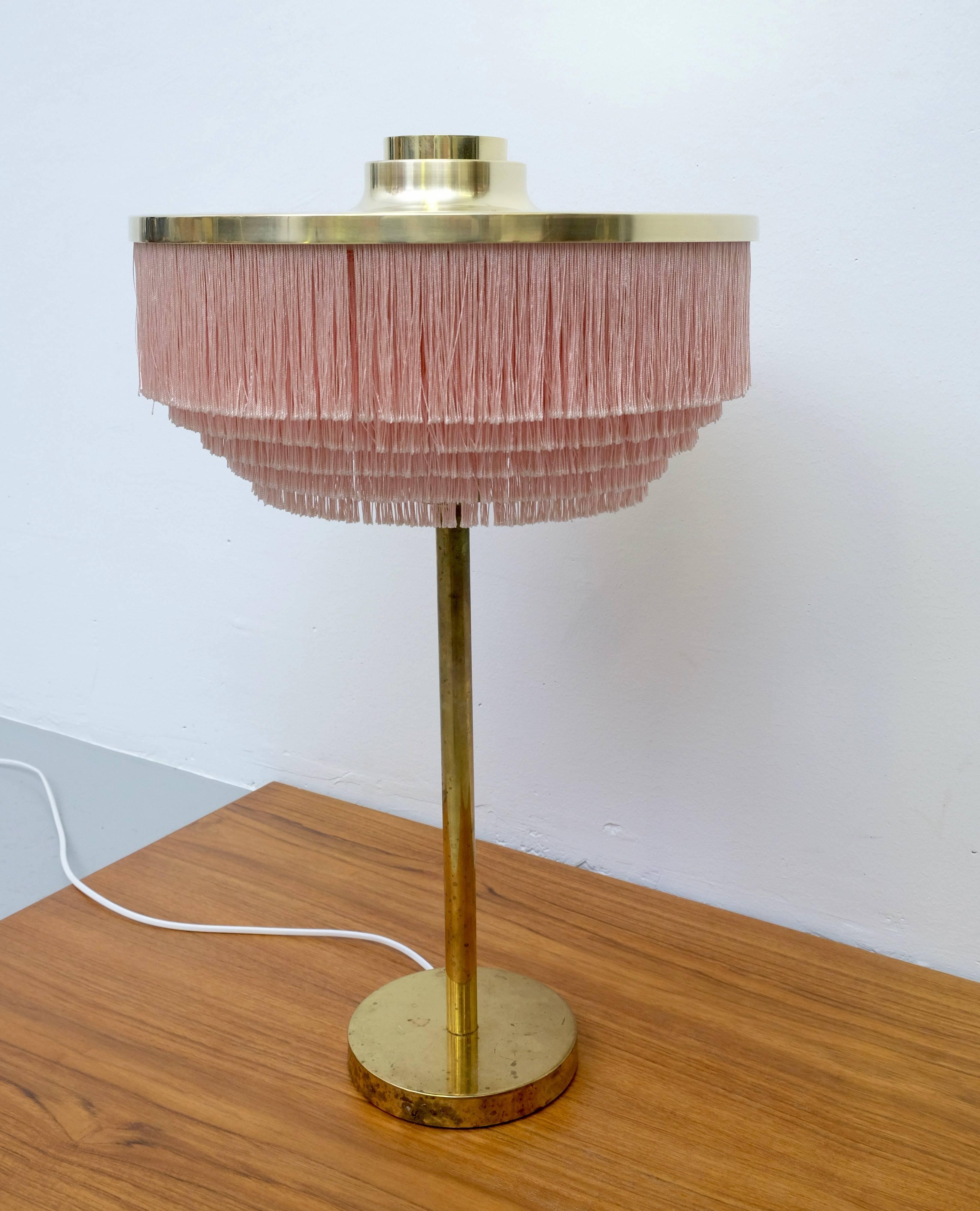 Scandinavian Modern Pink Hans-Agne Jakobsson Model B-138 Brass Table Lamp, 1960s For Sale