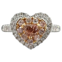 Anello di fidanzamento a doppia aureola con diamante a forma di cuore Pink Diamond in oro bianco e giallo 18 carati