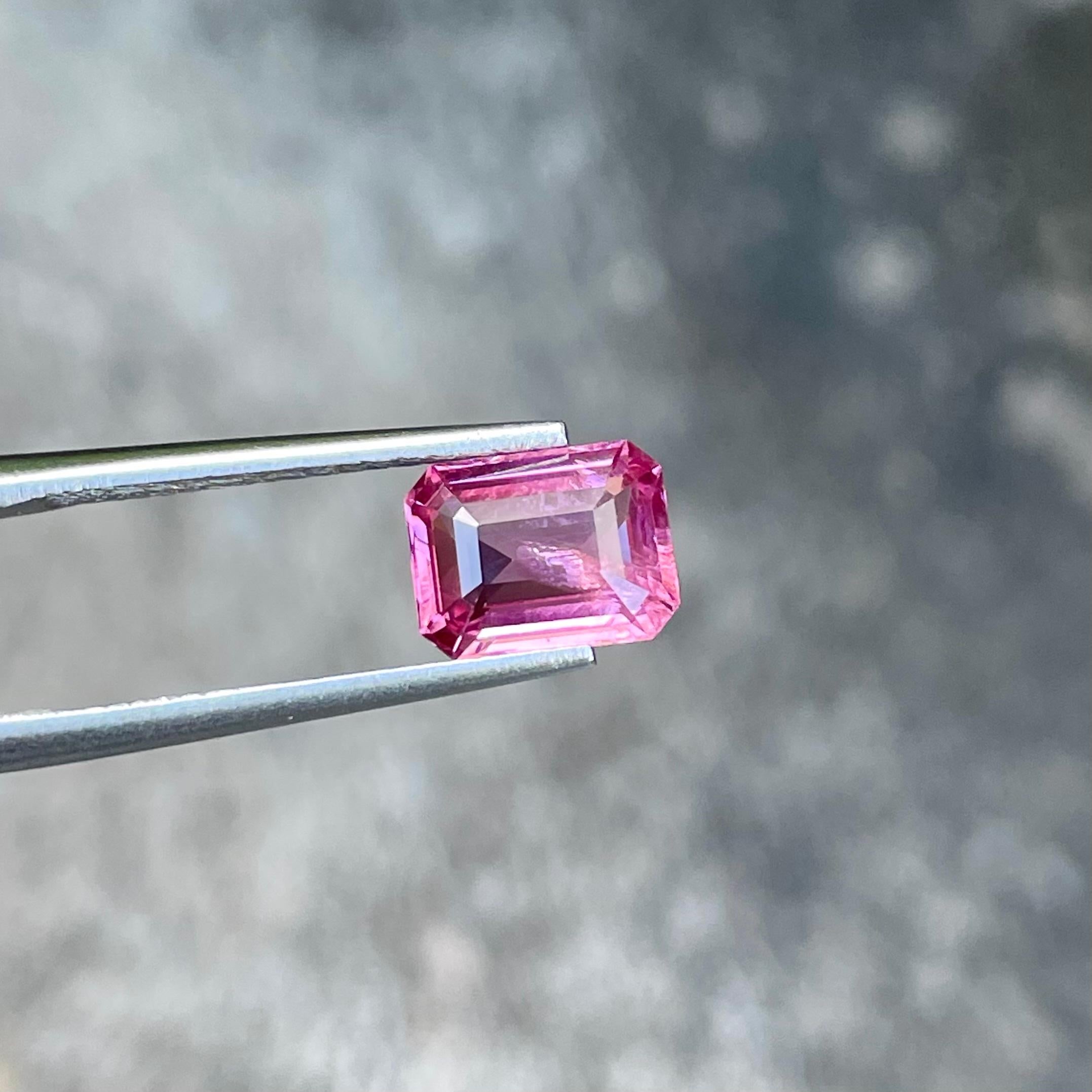 2.20 carats 
8.6x6.6x3.9 mm
Origin Burma
Cut Emerald cut
Treatment None
Shape Octagon
Clarity SI




Pink Hued Spinel, a captivating gemstone that exudes grace and sophistication. This natural Brumes gemstone, boasting a substantial weight of 2.20
