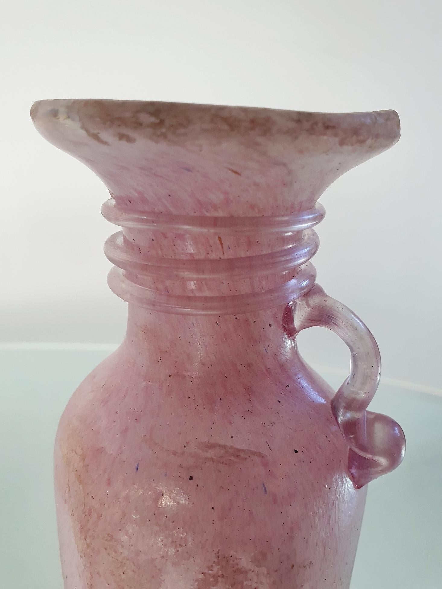 Italian Pink Iridescent Scavo Vase Seguso, Italy For Sale